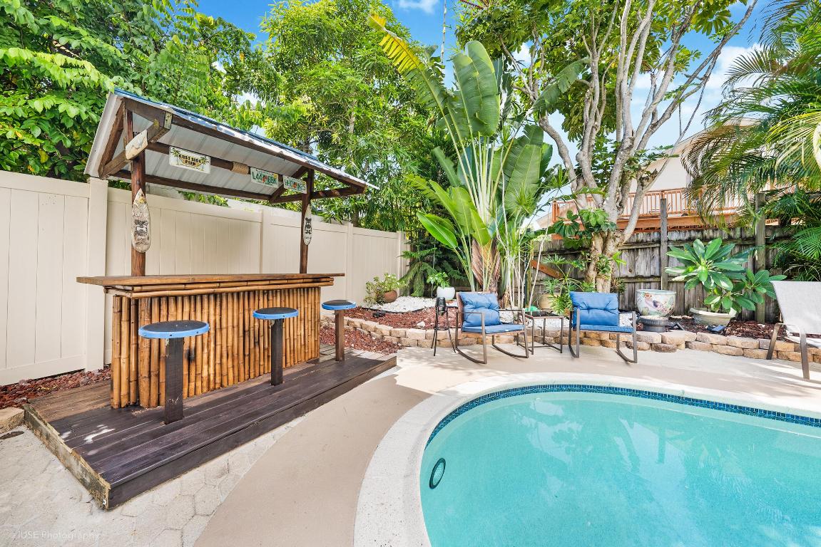 2533 Bessie St Delray Beach, FL 33446