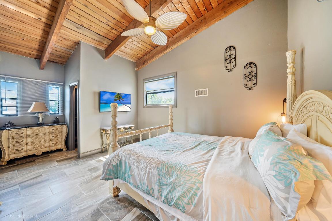 2533 Bessie St Delray Beach, FL 33446