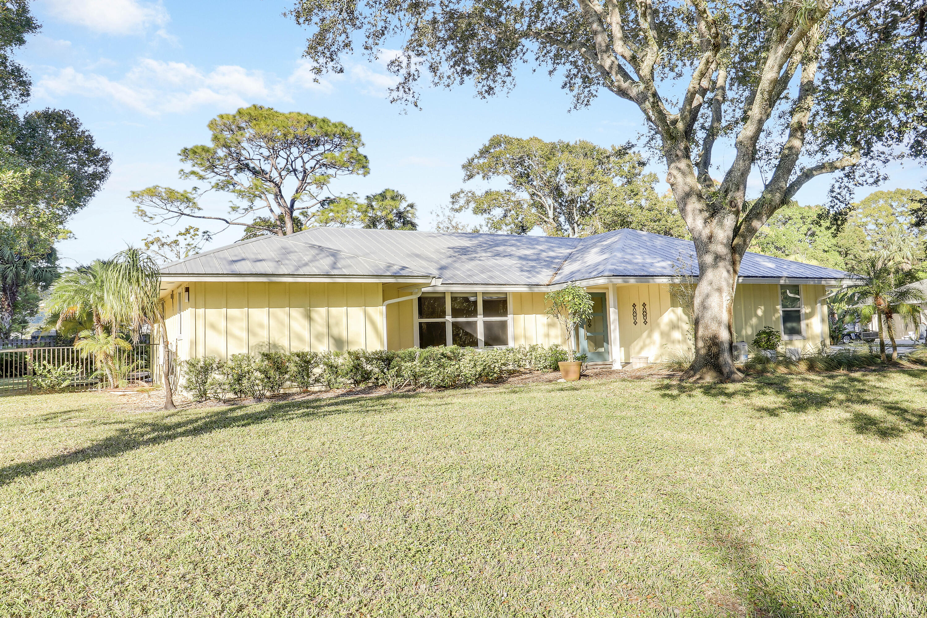 5775 Set N Sun Jupiter, FL 33458