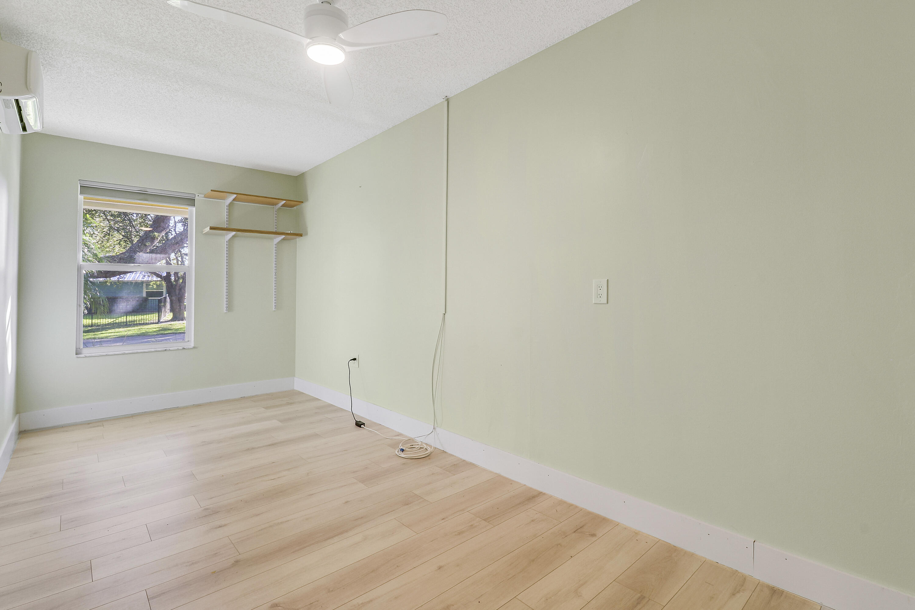 5775 Set N Sun Jupiter, FL 33458