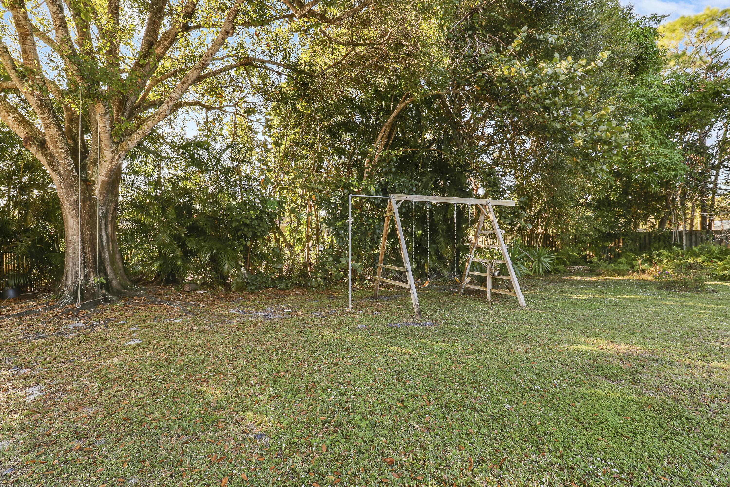 5775 Set N Sun Jupiter, FL 33458