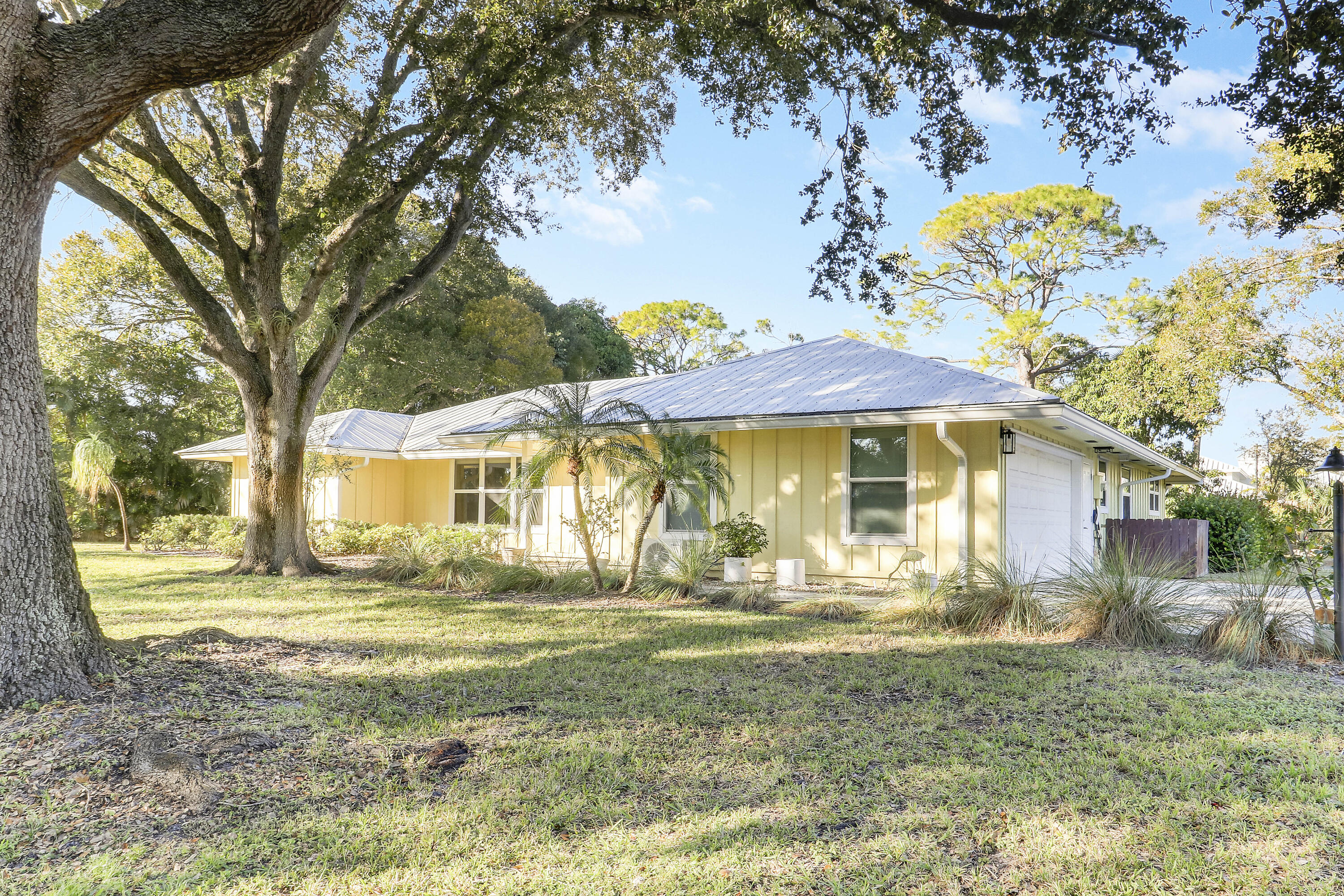 5775 Set N Sun Jupiter, FL 33458