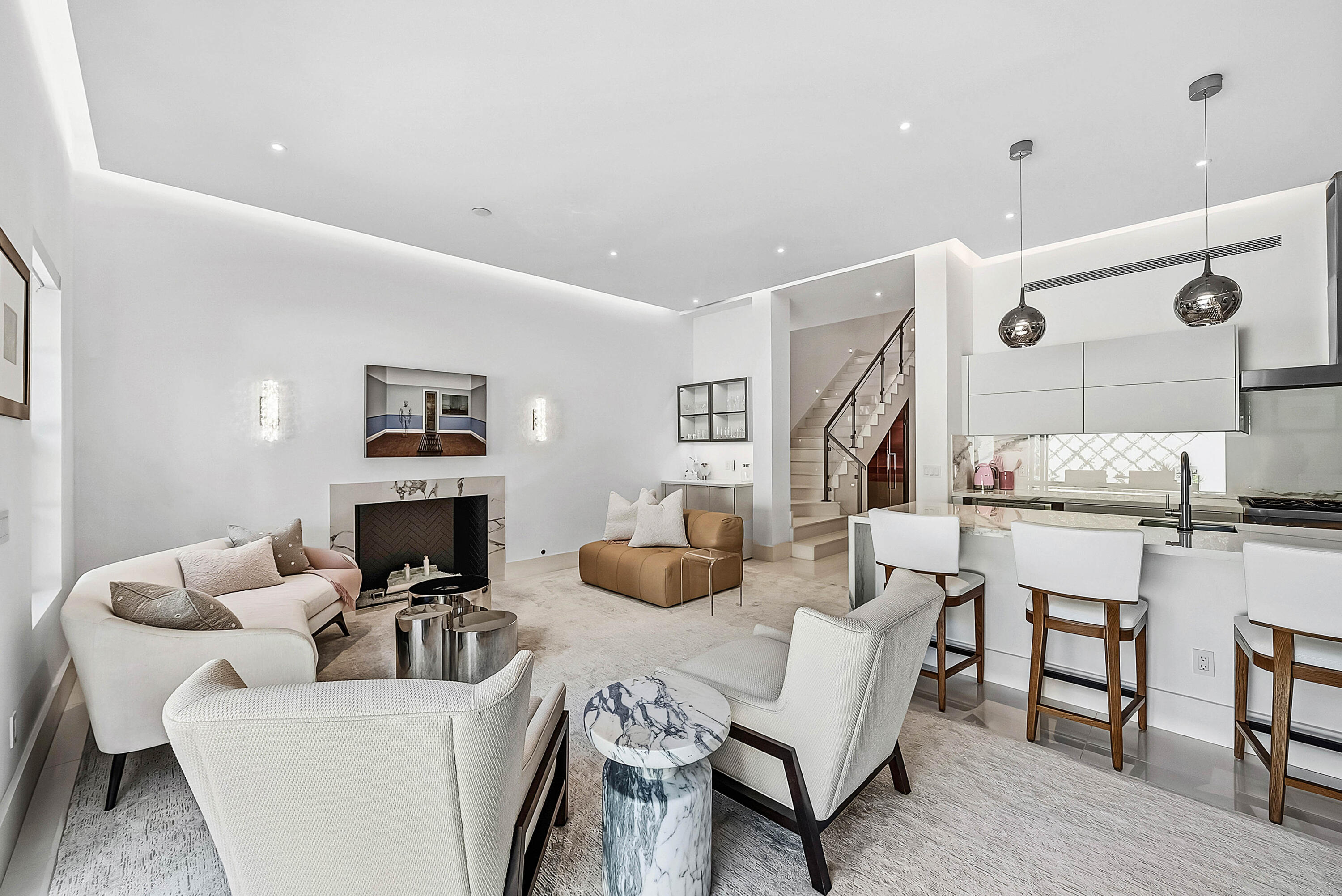 157 Peruvian Palm Beach, FL 33480