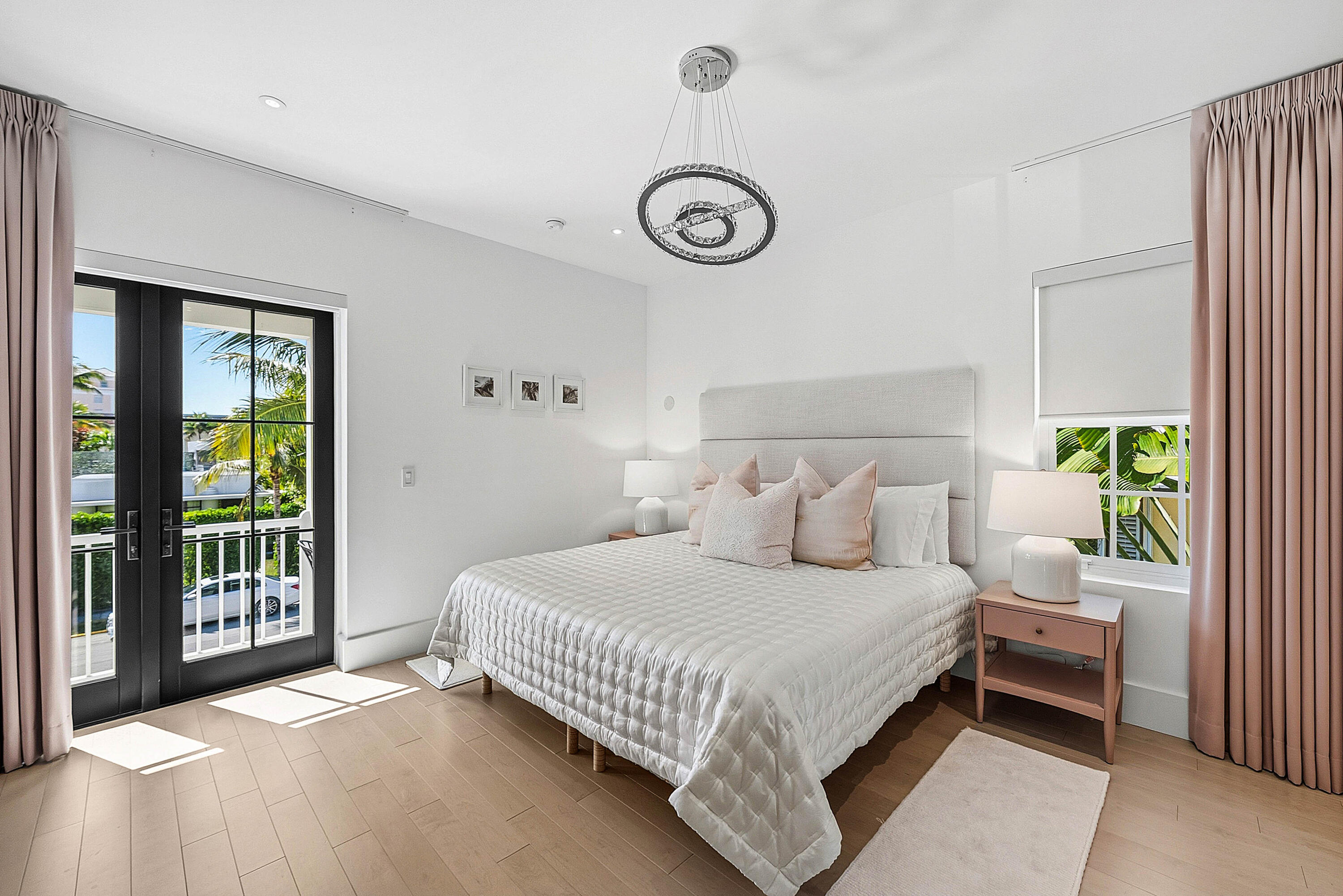 157 Peruvian Palm Beach, FL 33480