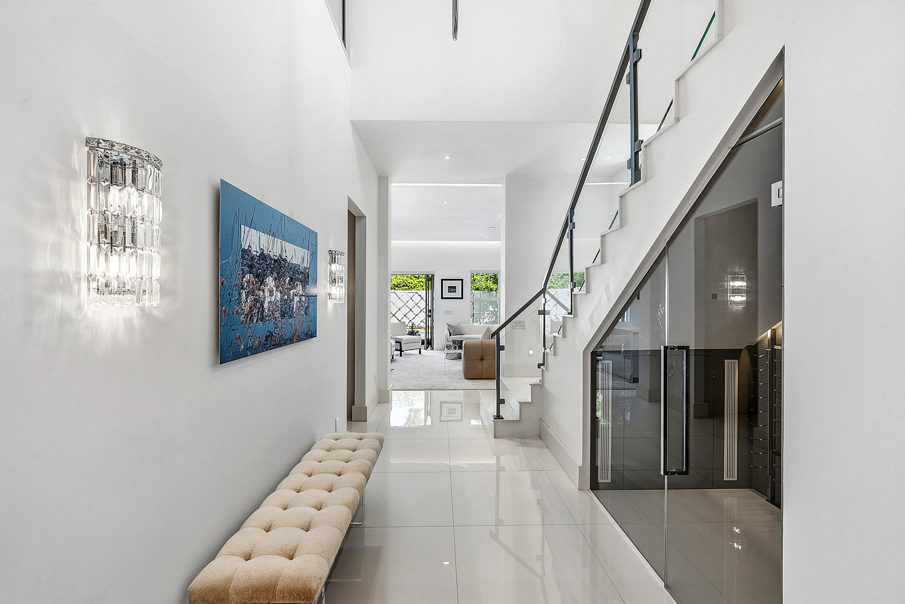 157 Peruvian Palm Beach, FL 33480