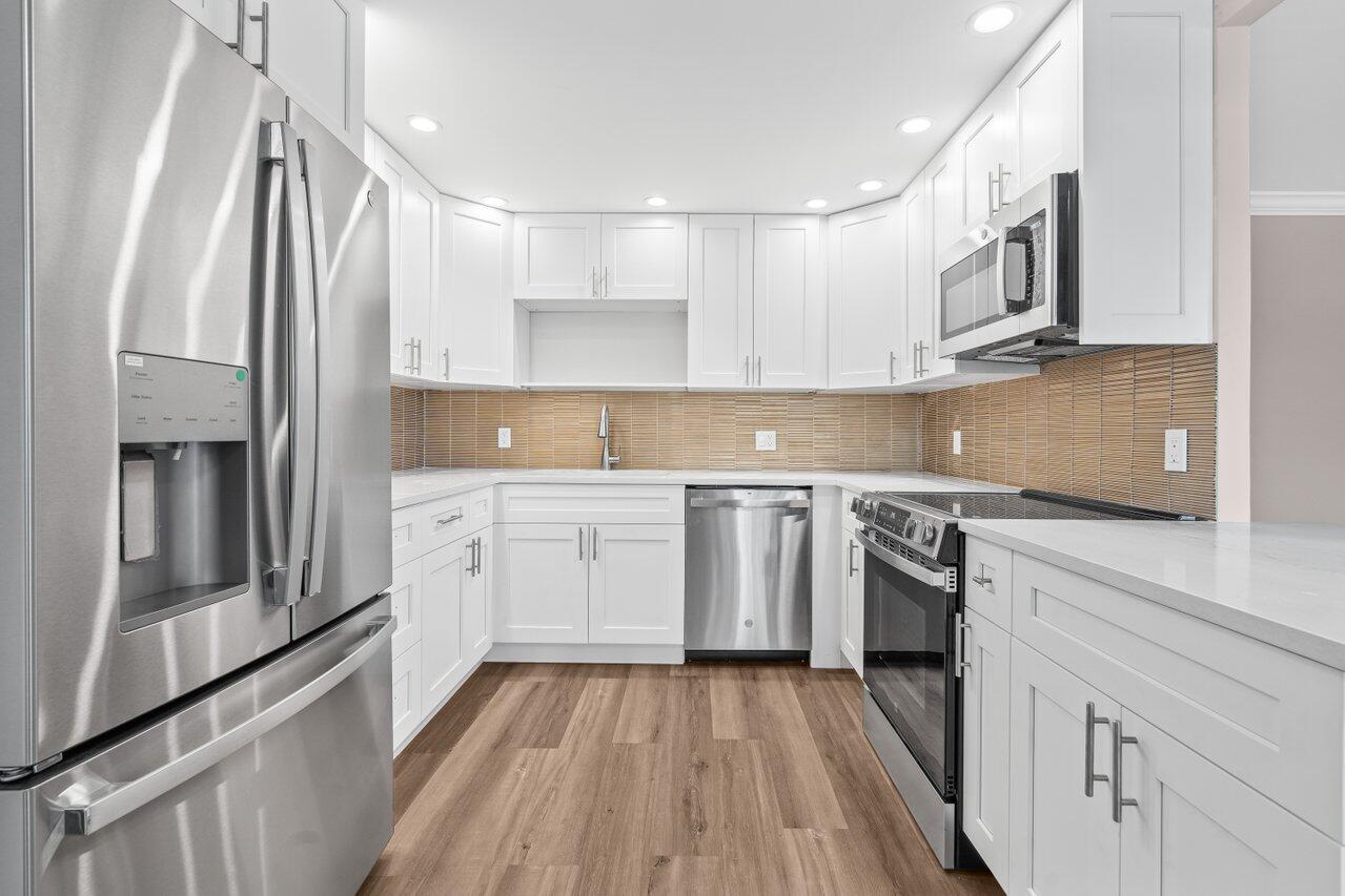 3024 Oakridge D #3024