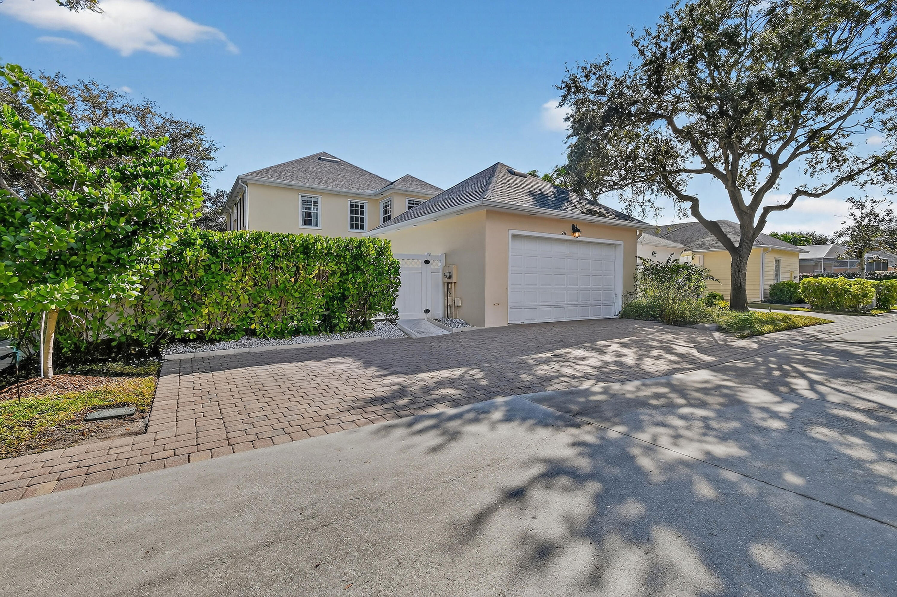211 Sugar Apple Jupiter, FL 33458