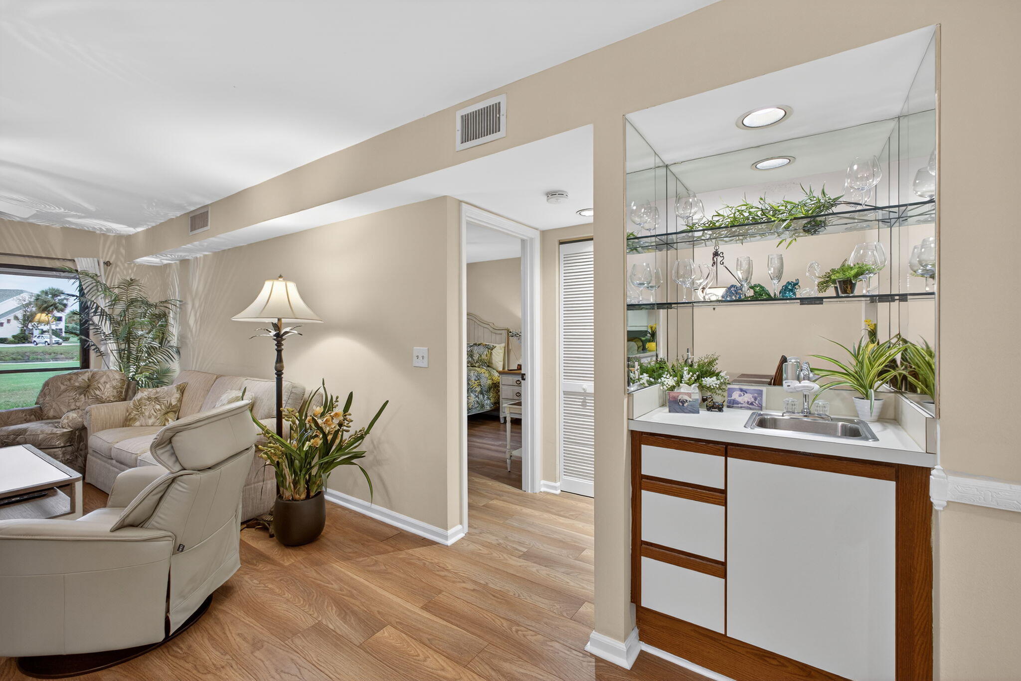 2041 Keystone #F Jupiter, FL 33458