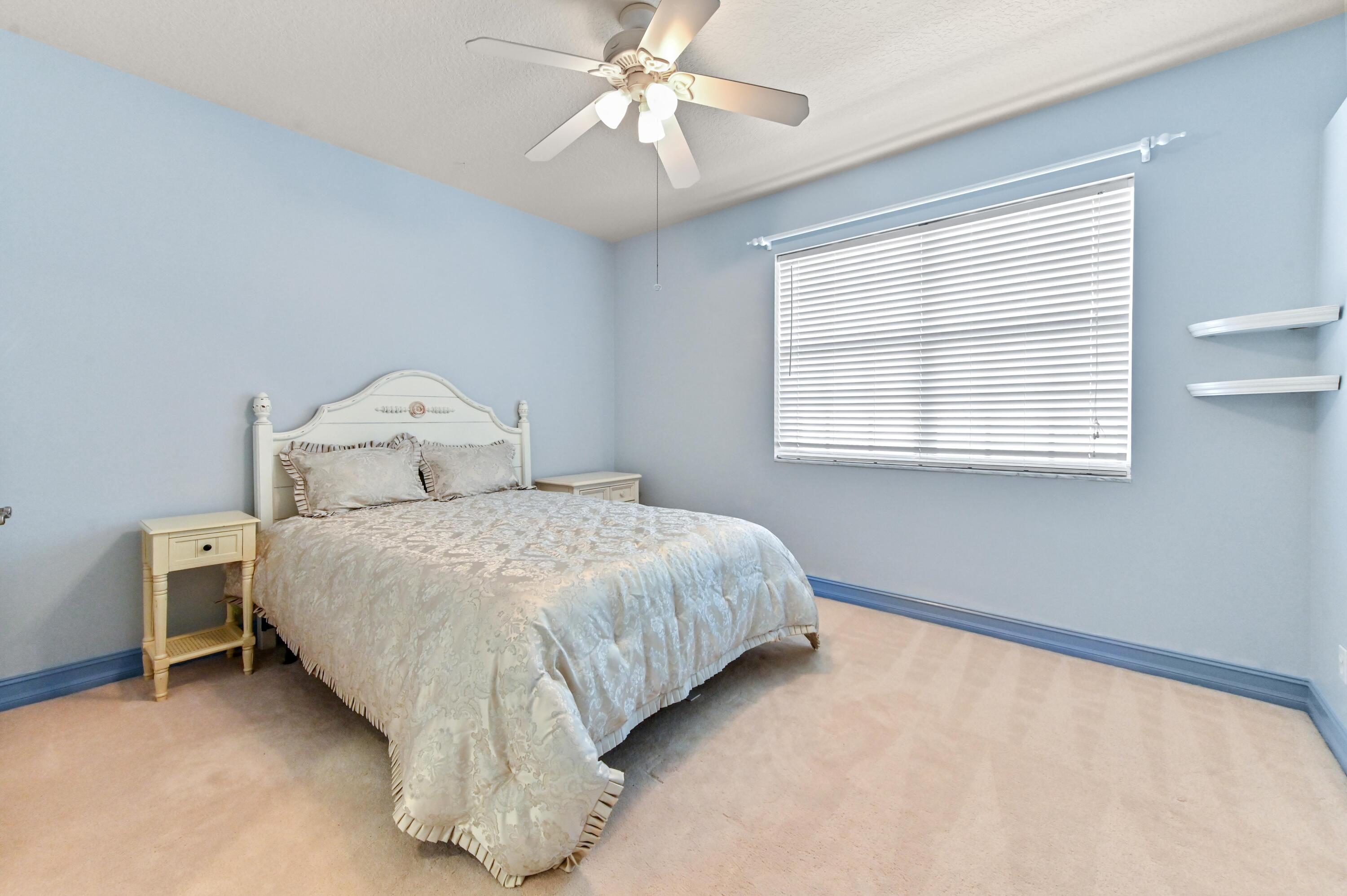 8817 SE Compass Is Jupiter, FL 33458