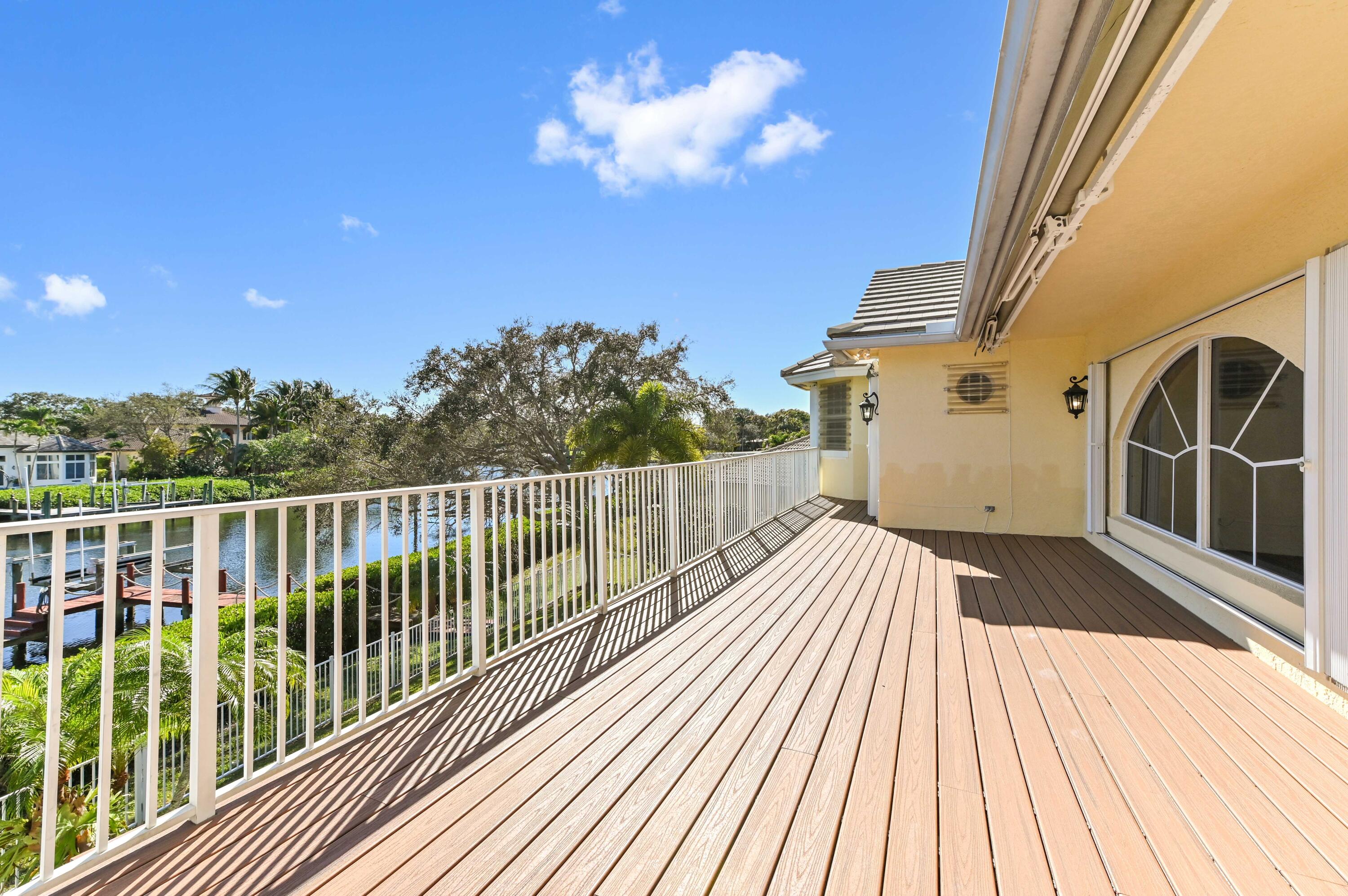 8817 SE Compass Is Jupiter, FL 33458