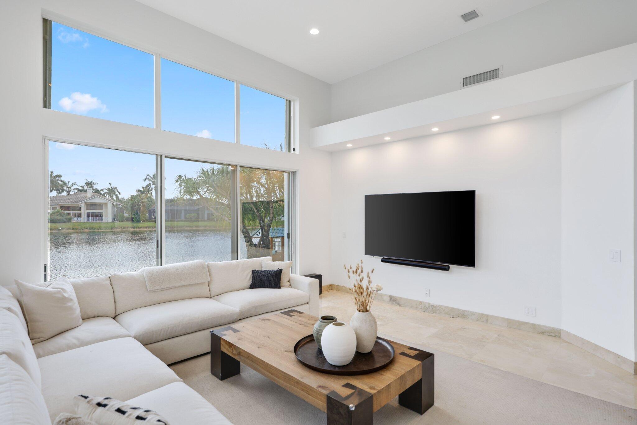 6799 Newport Lk Boca Raton, FL 33496