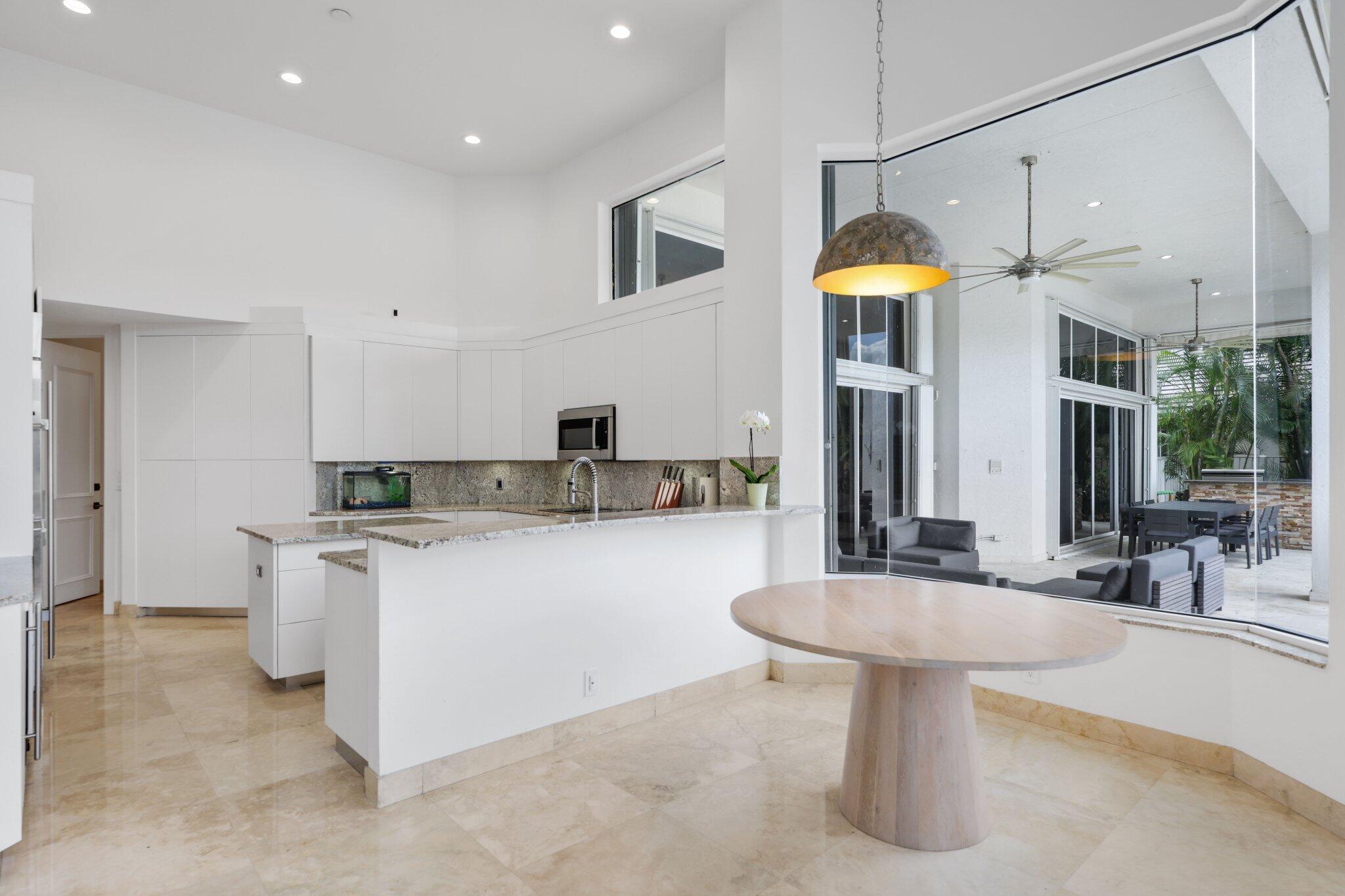 6799 Newport Lk Boca Raton, FL 33496