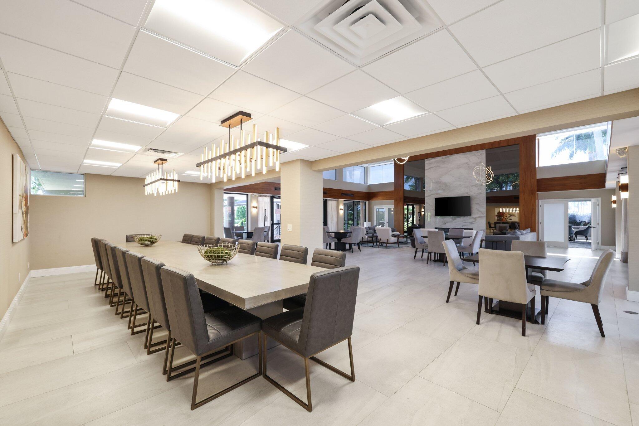 6799 Newport Lk Boca Raton, FL 33496