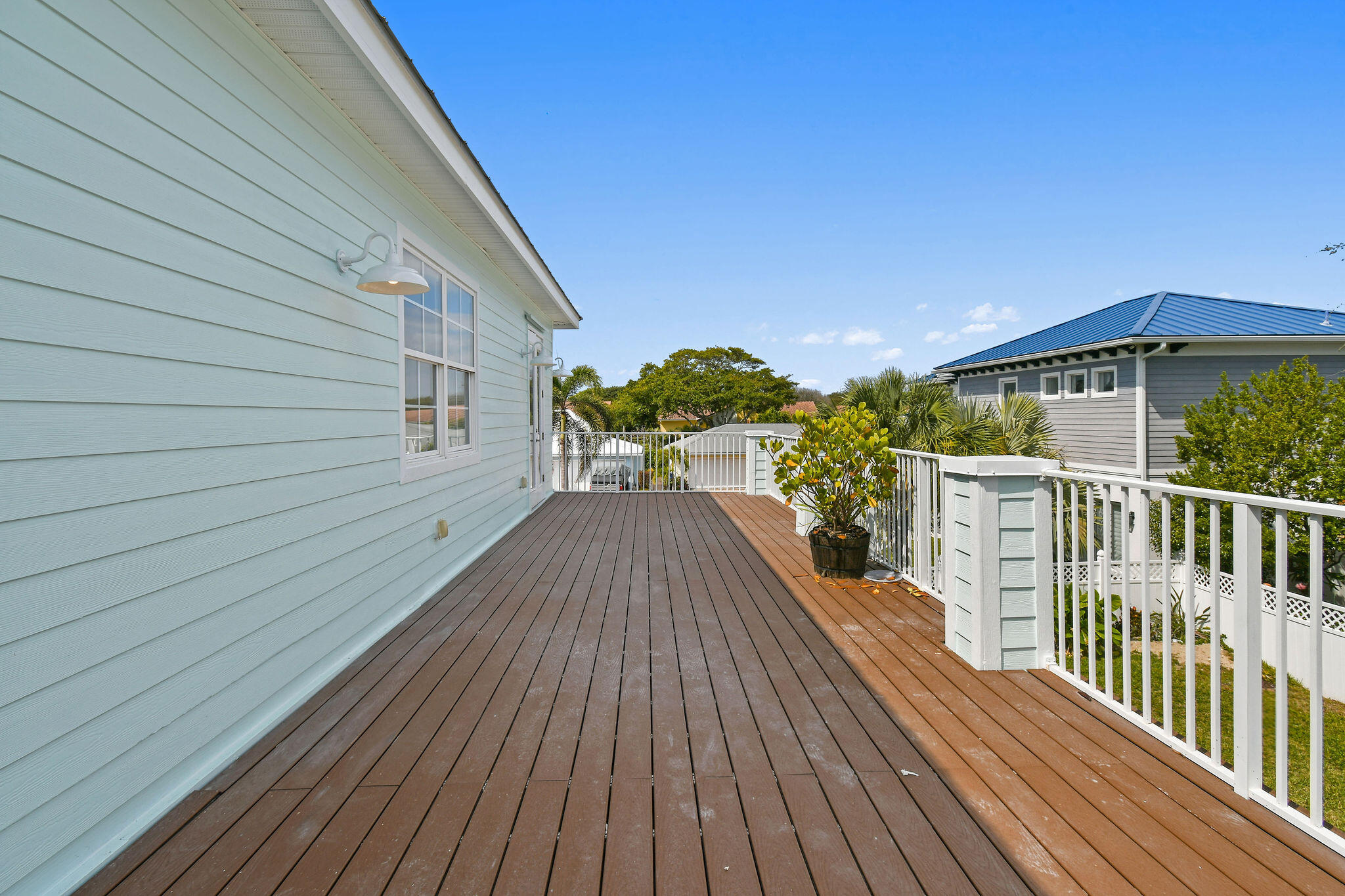 807 Xanadu Jupiter, FL 33477