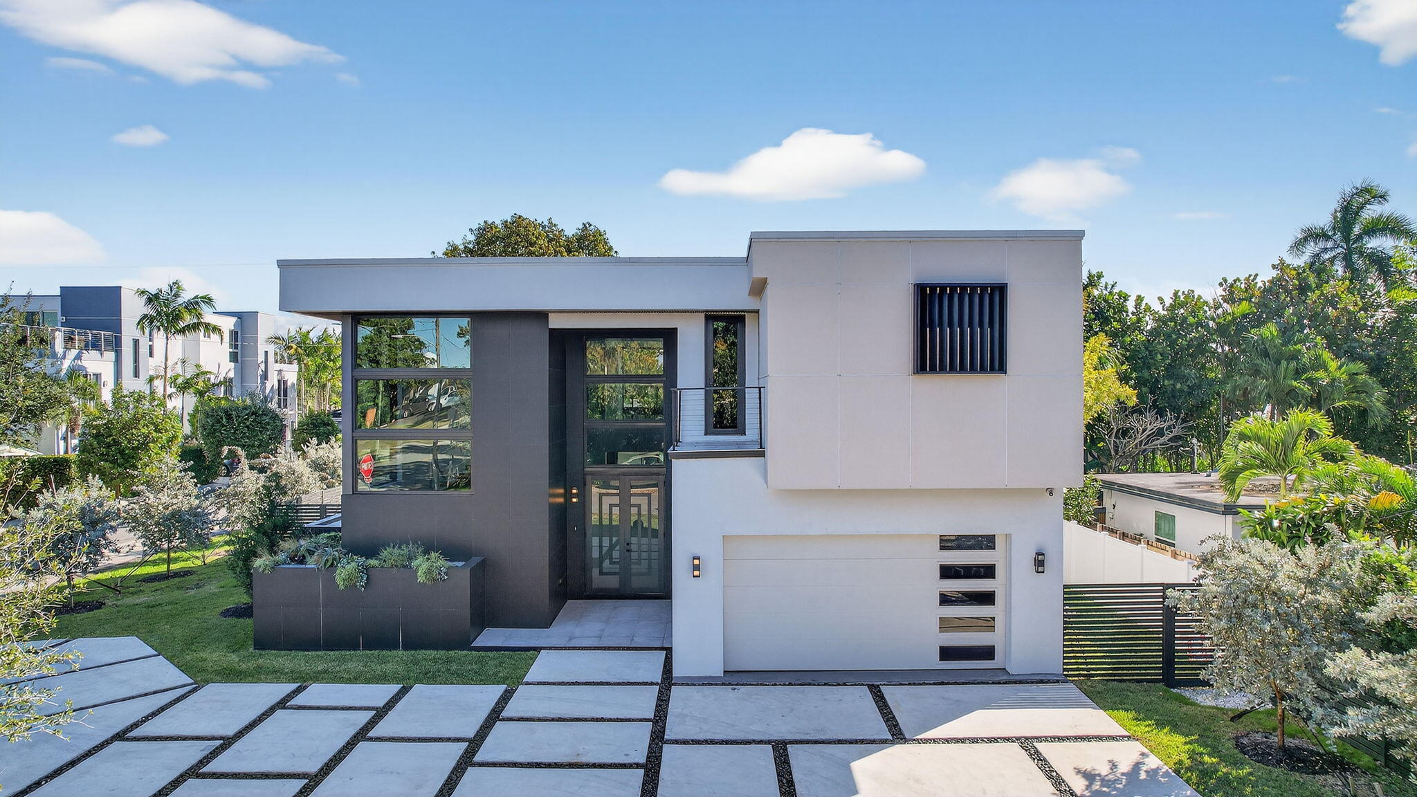 750 NE 16th Fort Lauderdale, FL 33304