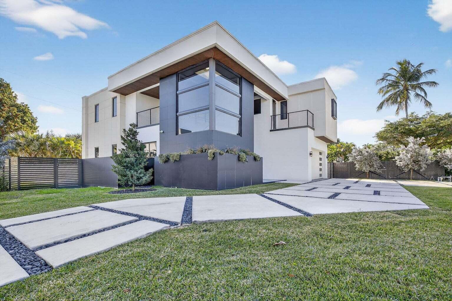 750 NE 16th Fort Lauderdale, FL 33304