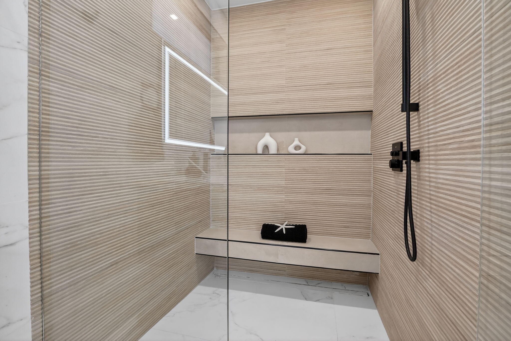 750 NE 16th Fort Lauderdale, FL 33304