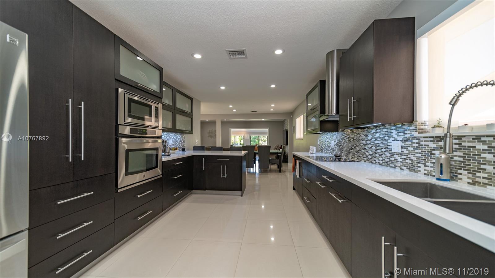 2830 SW 114th Ave
