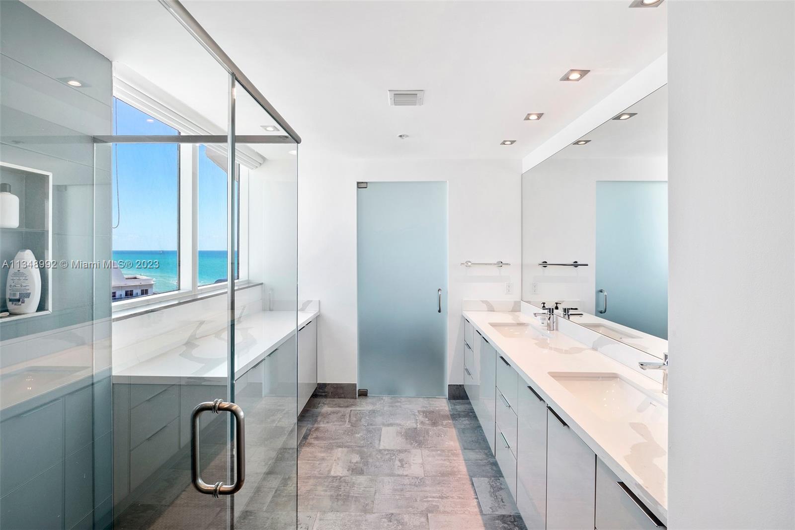 3801 SE Collins Ave #1703,Miami Beach, FL 33140