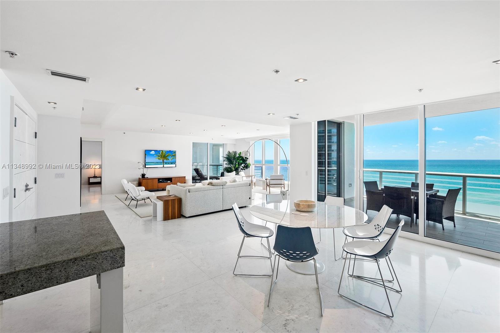 3801 SE Collins Ave #1703,Miami Beach, FL 33140