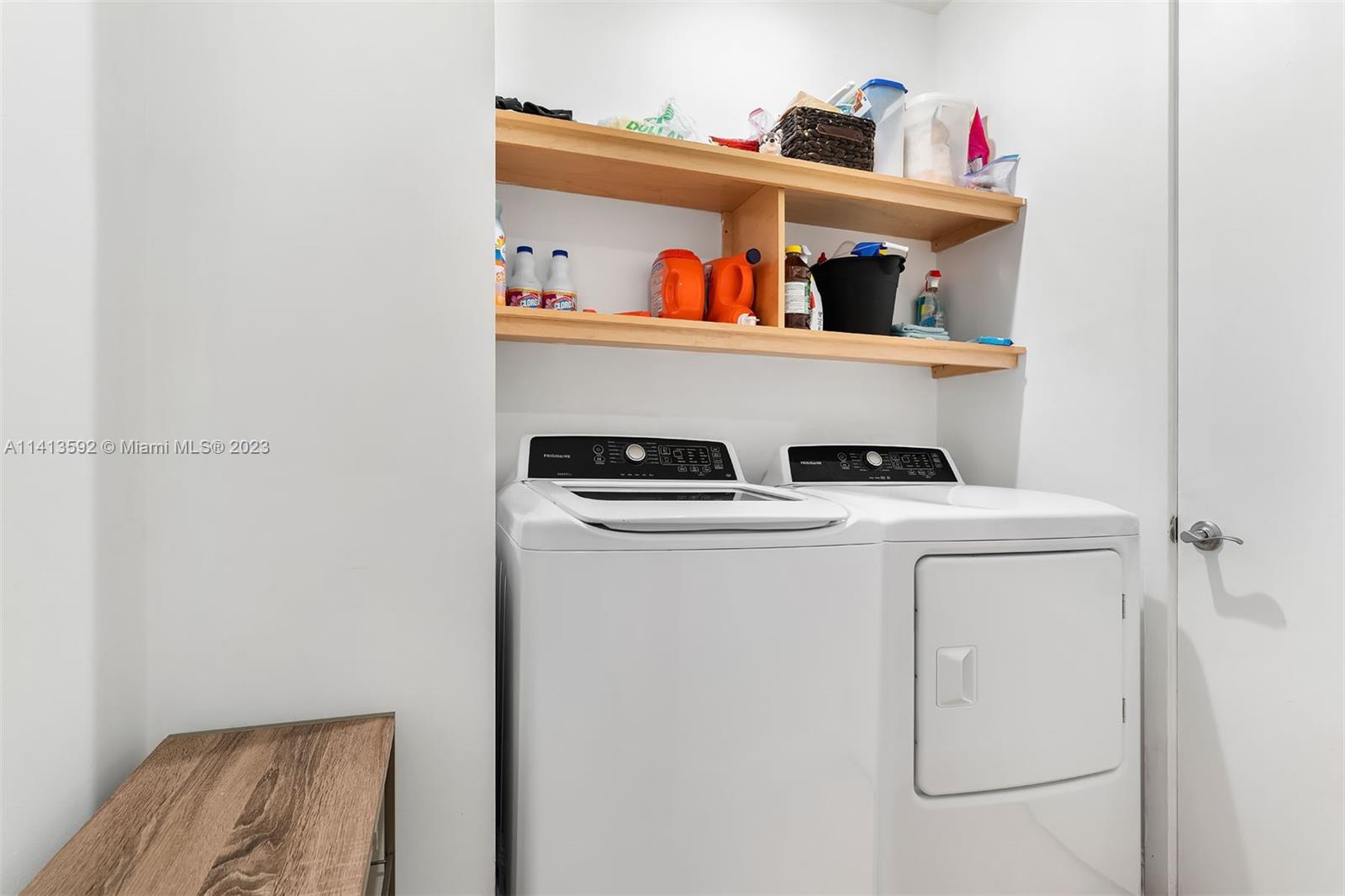 218 SE 14th St #805 Miami, FL 33131