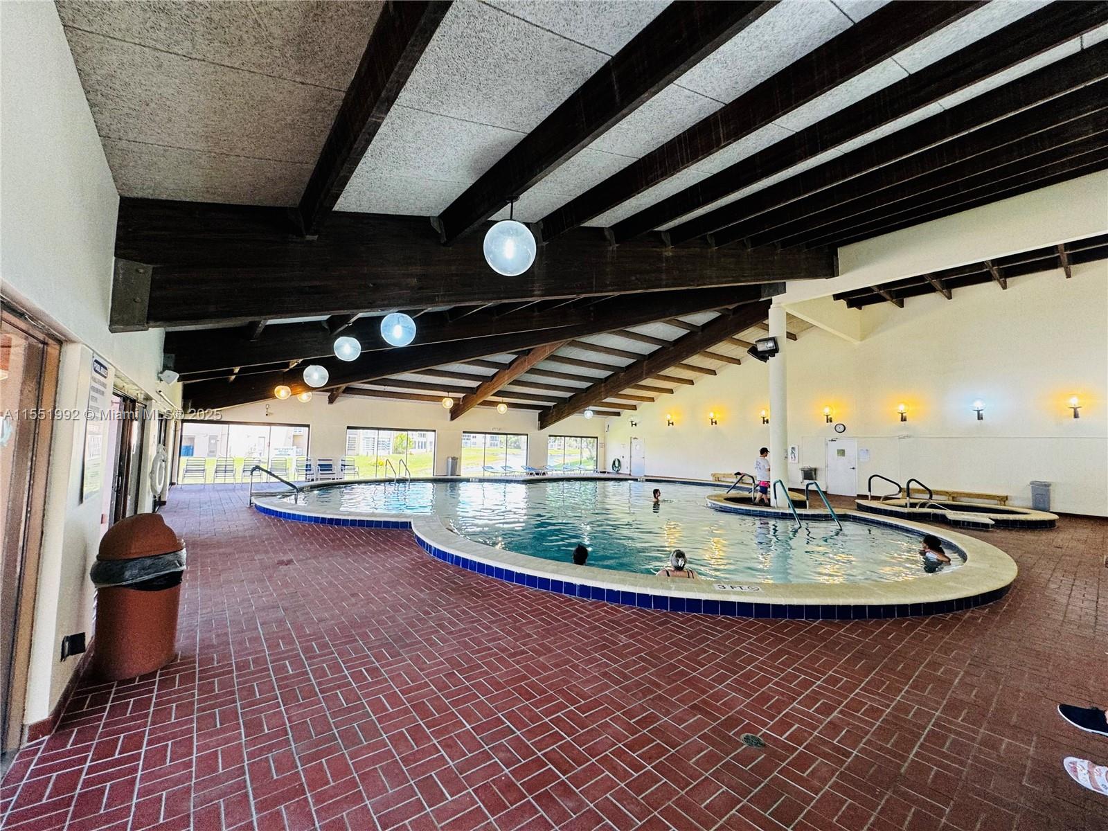 9480 Sunrise Lks Blvd #204