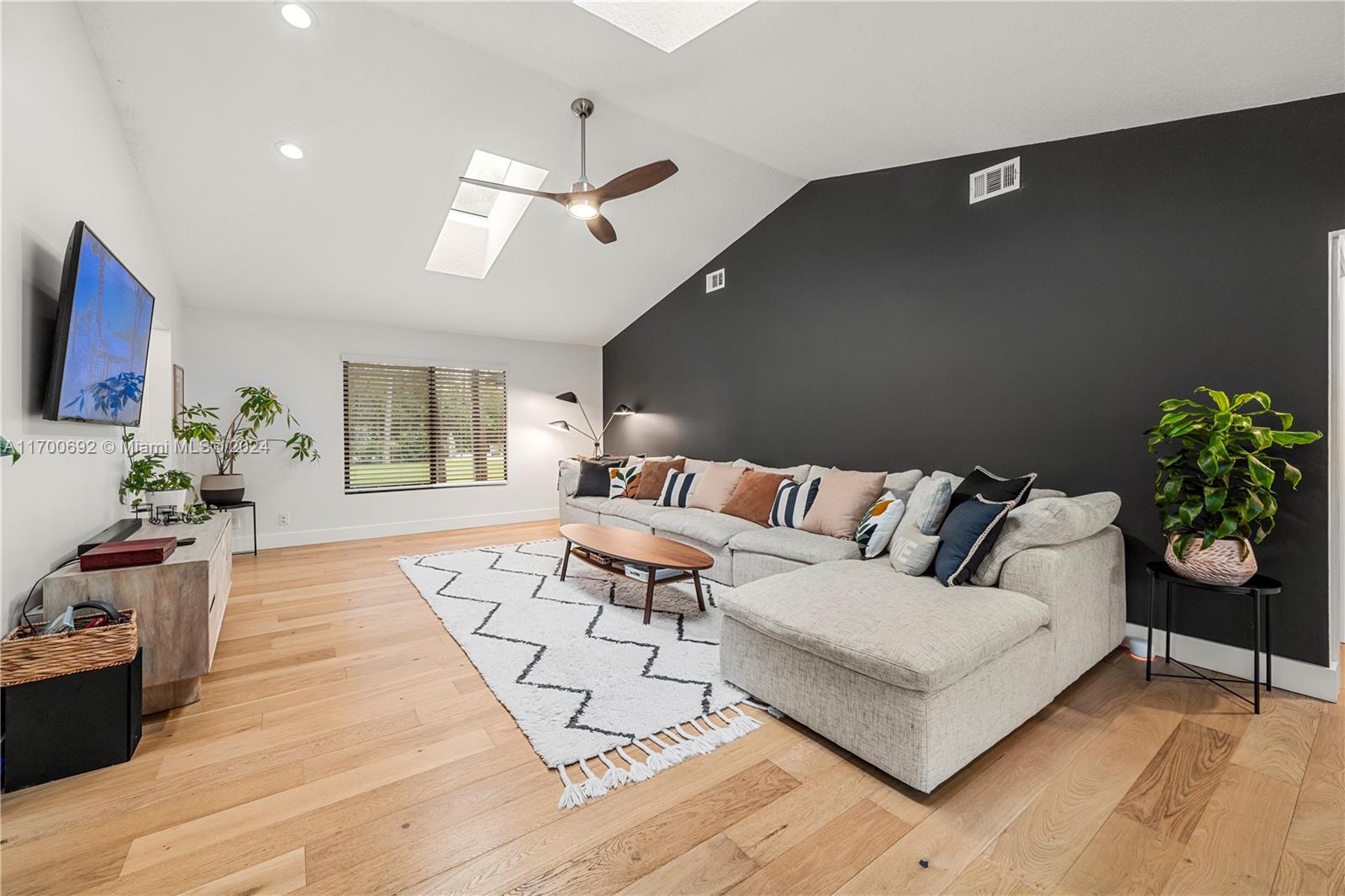 12743 N 164th Ct N Jupiter, FL 33478