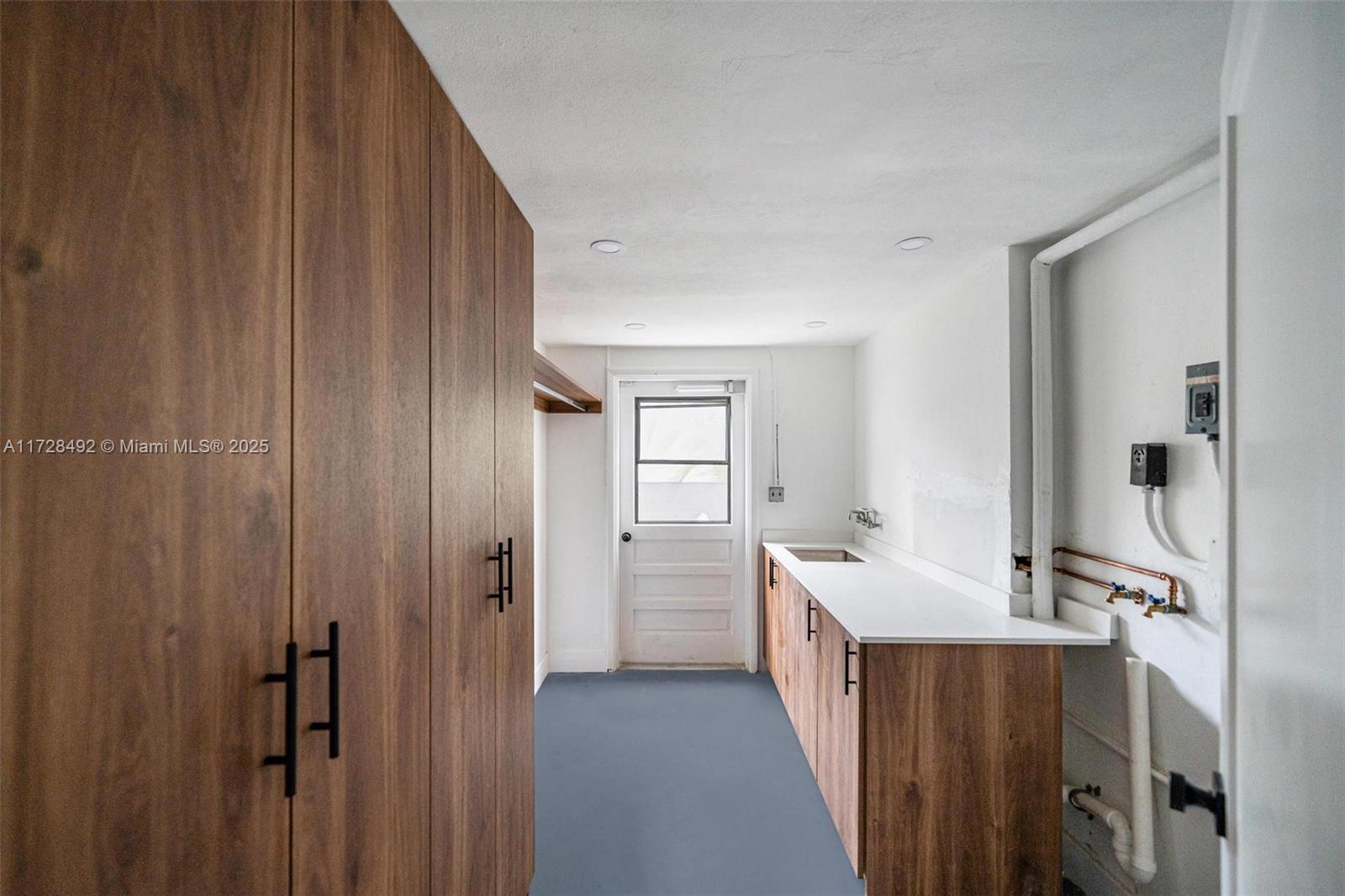 253 Bal Cross Dr Bal Harbour, FL 33154