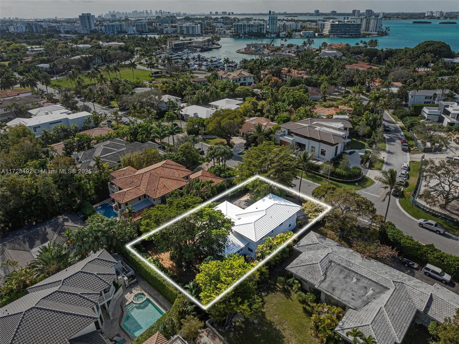 253 Bal Cross Dr Bal Harbour, FL 33154