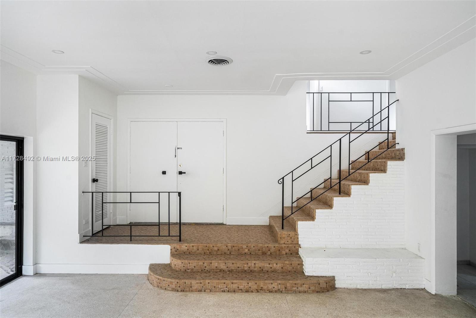 253 Bal Cross Dr Bal Harbour, FL 33154