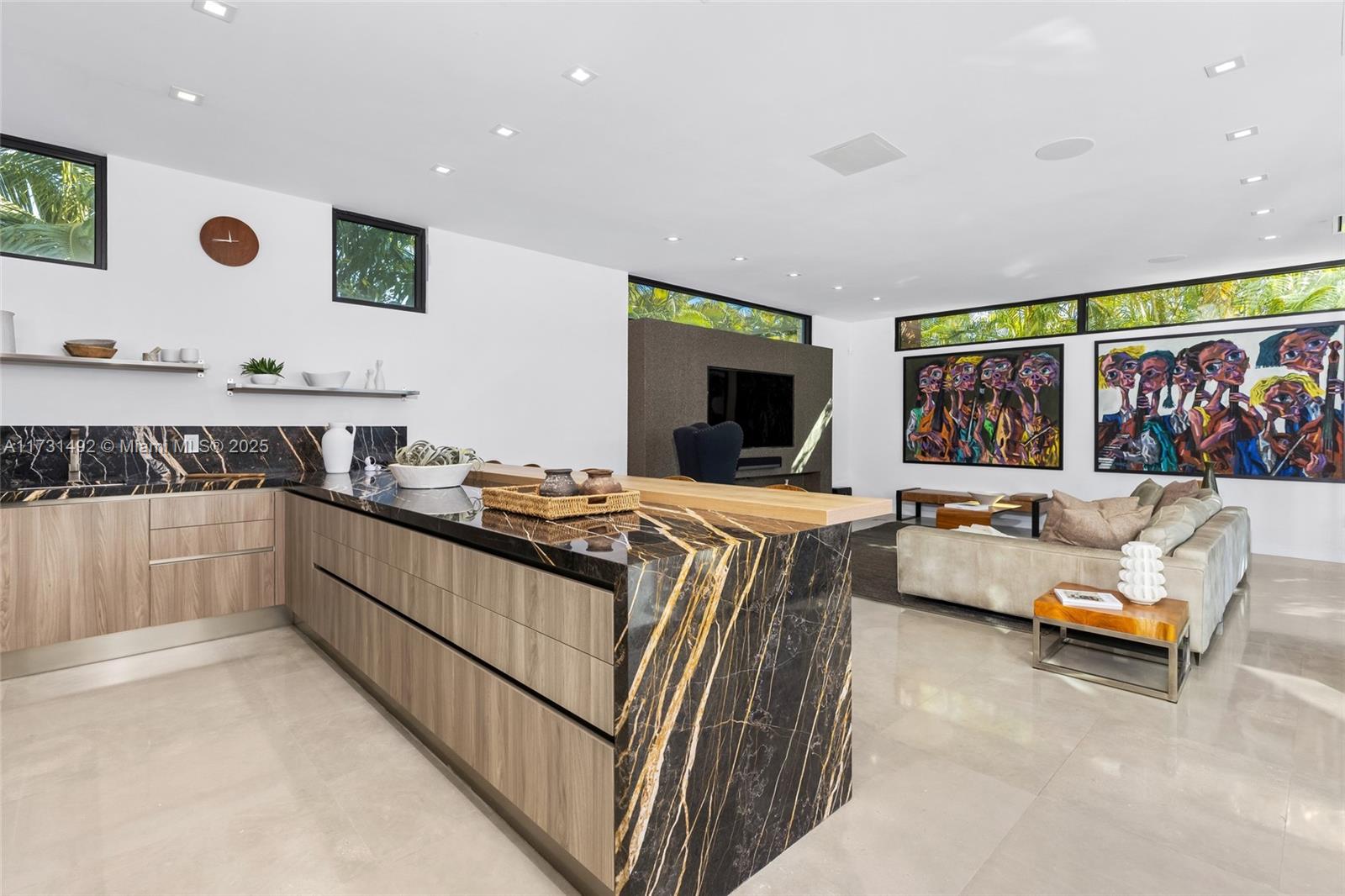 3462 NE 171st St North Miami Beach, FL 33160