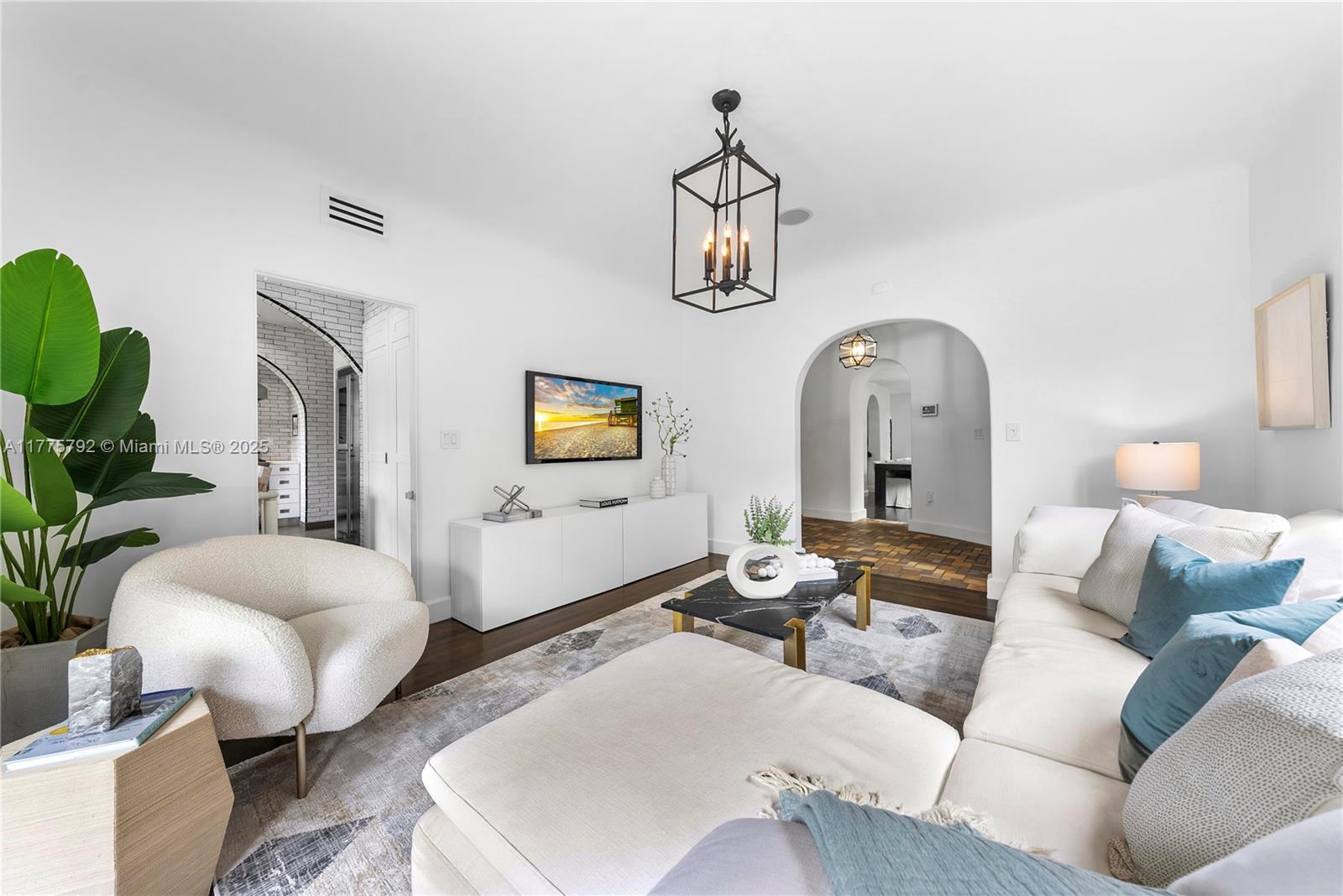 628 NE 59th St Miami, FL 33137 628 NE 59th St Miami, FL 33137