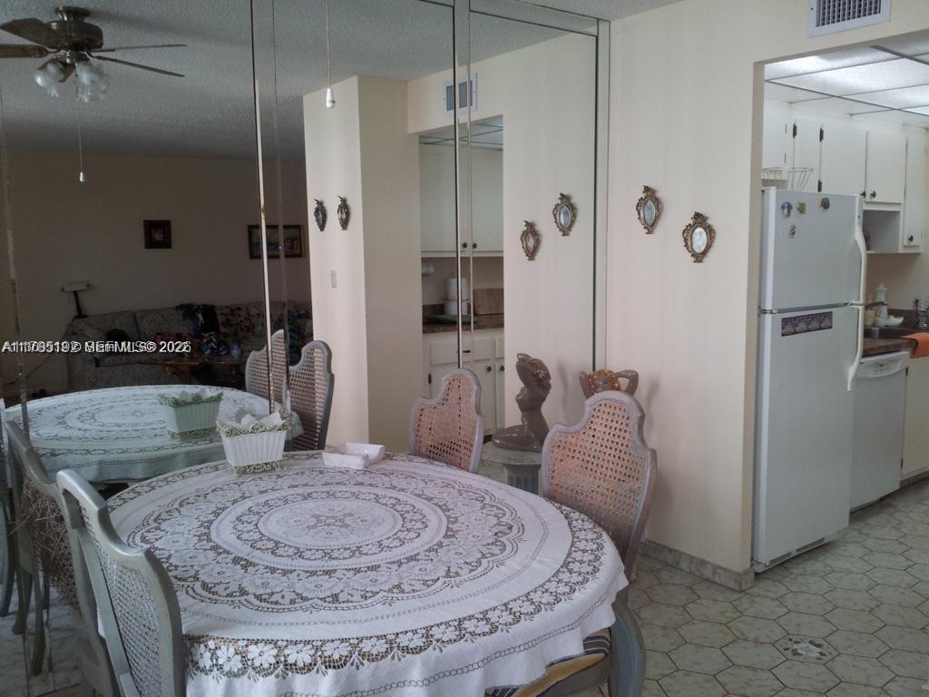 image Winston Towers 10019