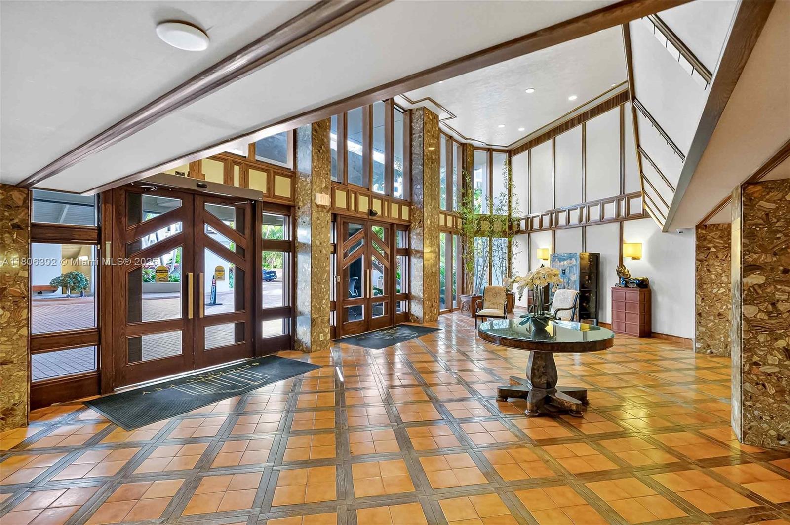 520 Brickell Key Dr #A604 Miami, FL 33131