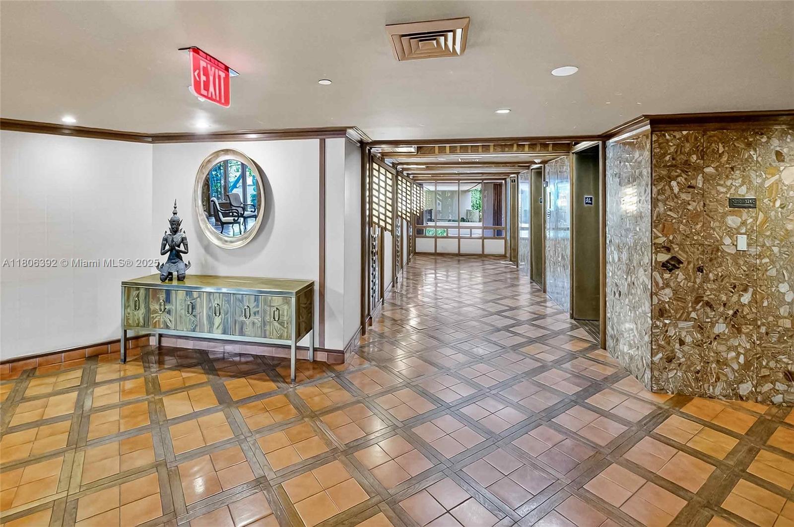 520 Brickell Key Dr #A604 Miami, FL 33131