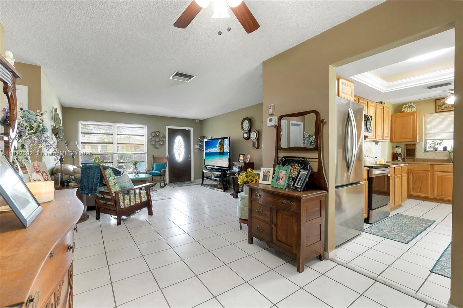 5714 NW 66th Ter,Tamarac, FL 33321