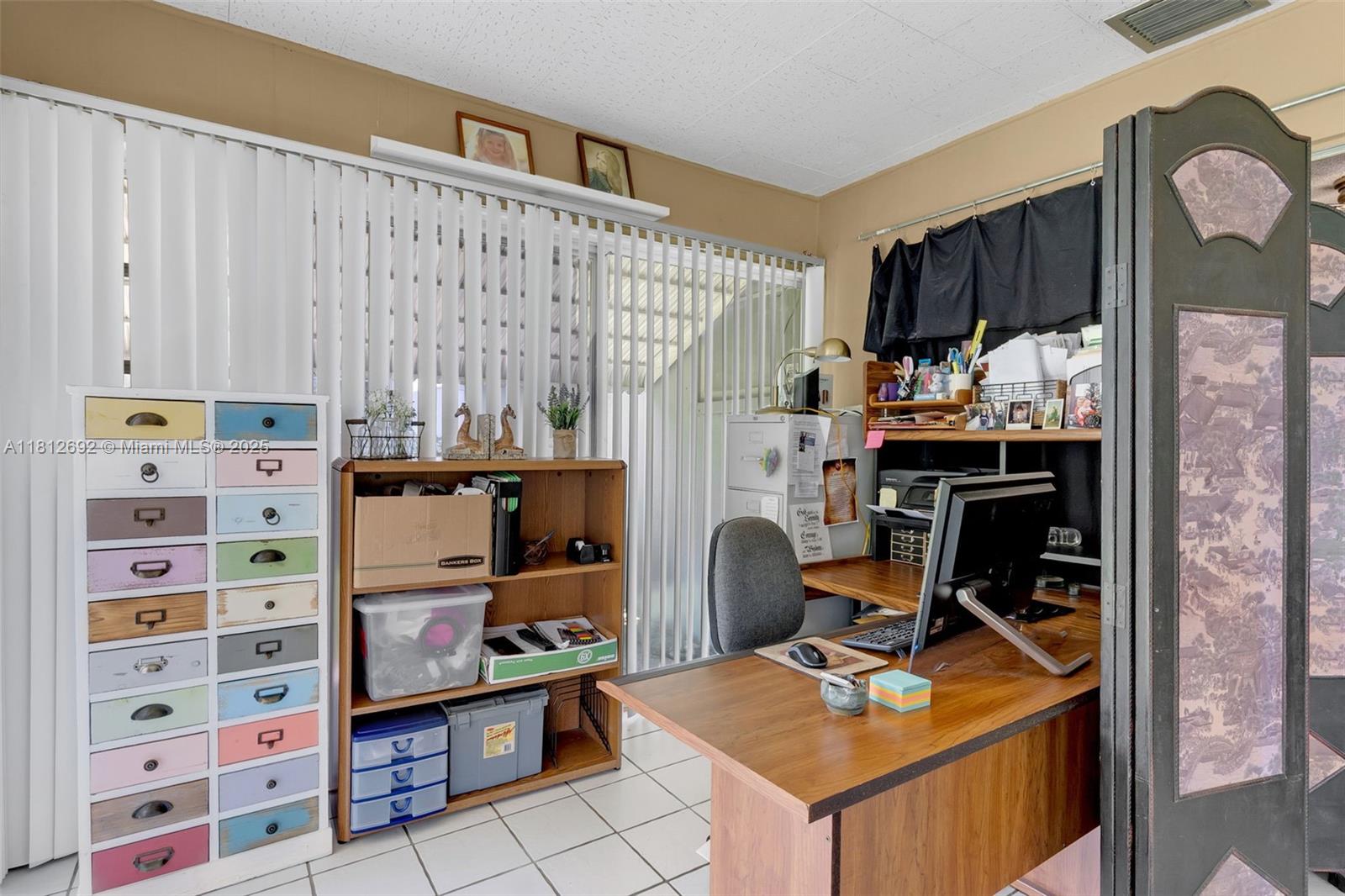 5714 NW 66th Ter,Tamarac, FL 33321