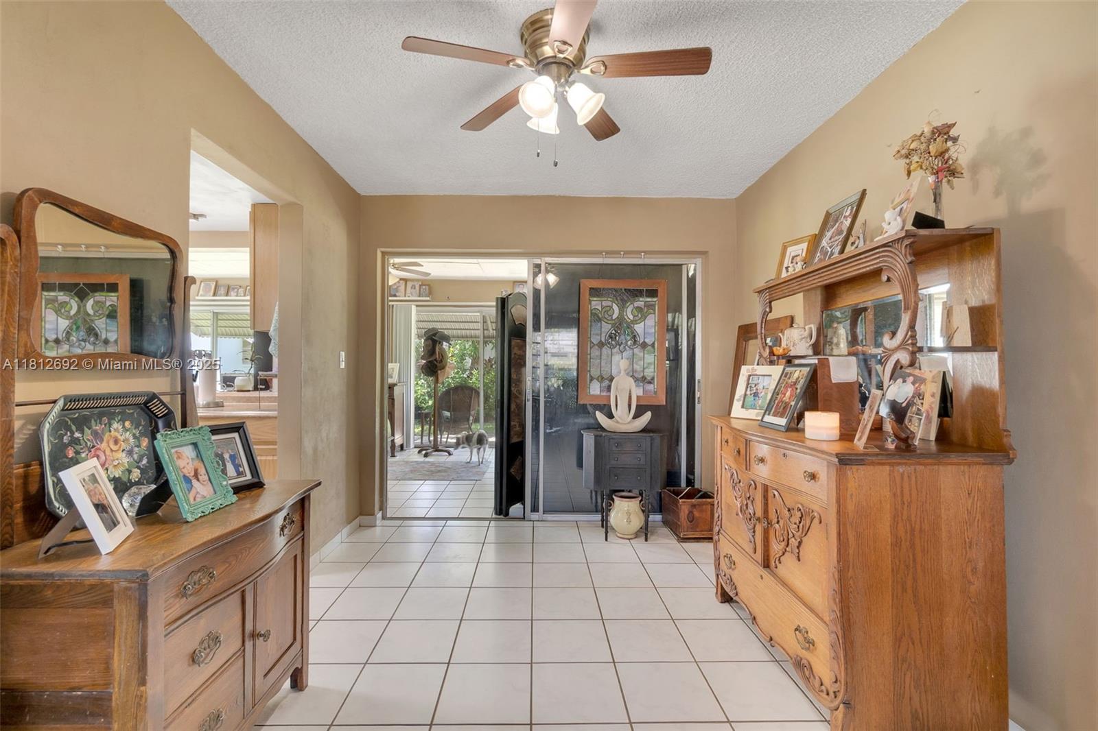 5714 NW 66th Ter,Tamarac, FL 33321