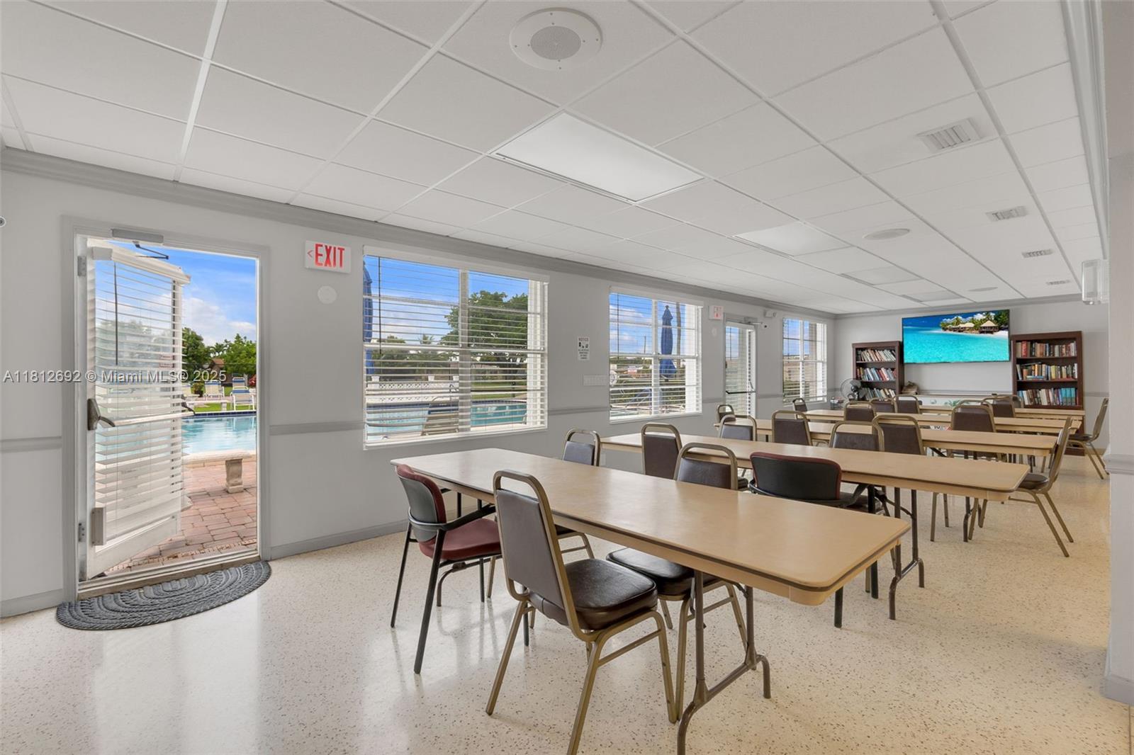 5714 NW 66th Ter,Tamarac, FL 33321