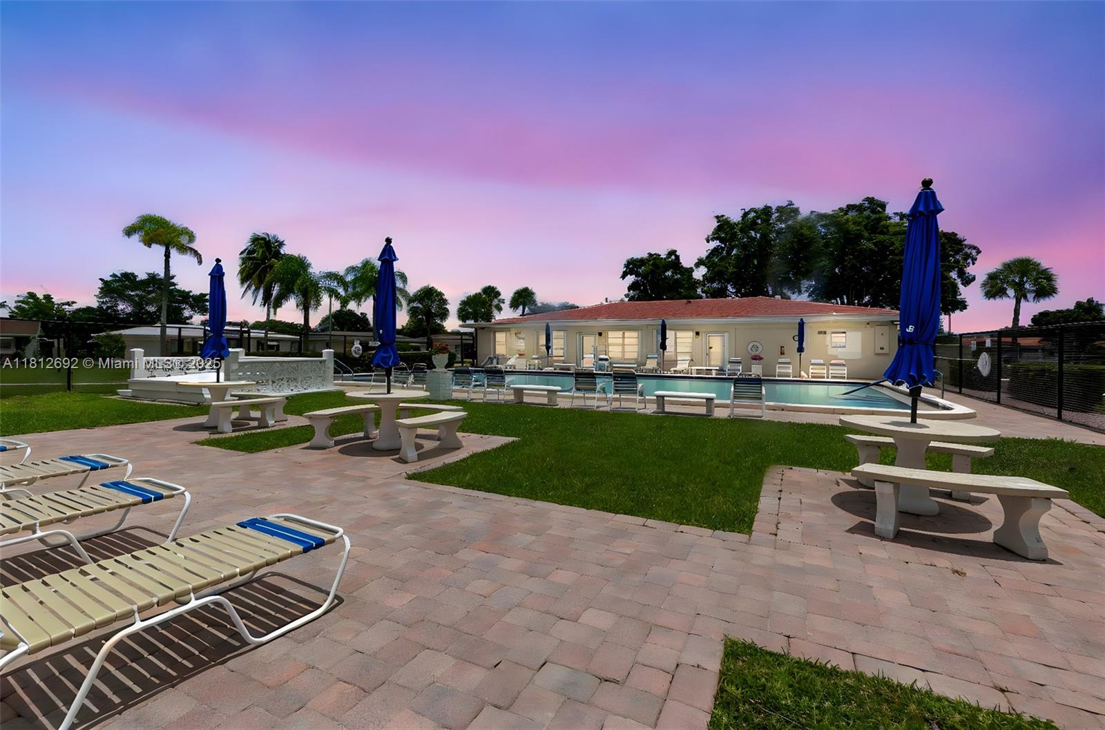 5714 NW 66th Ter,Tamarac, FL 33321