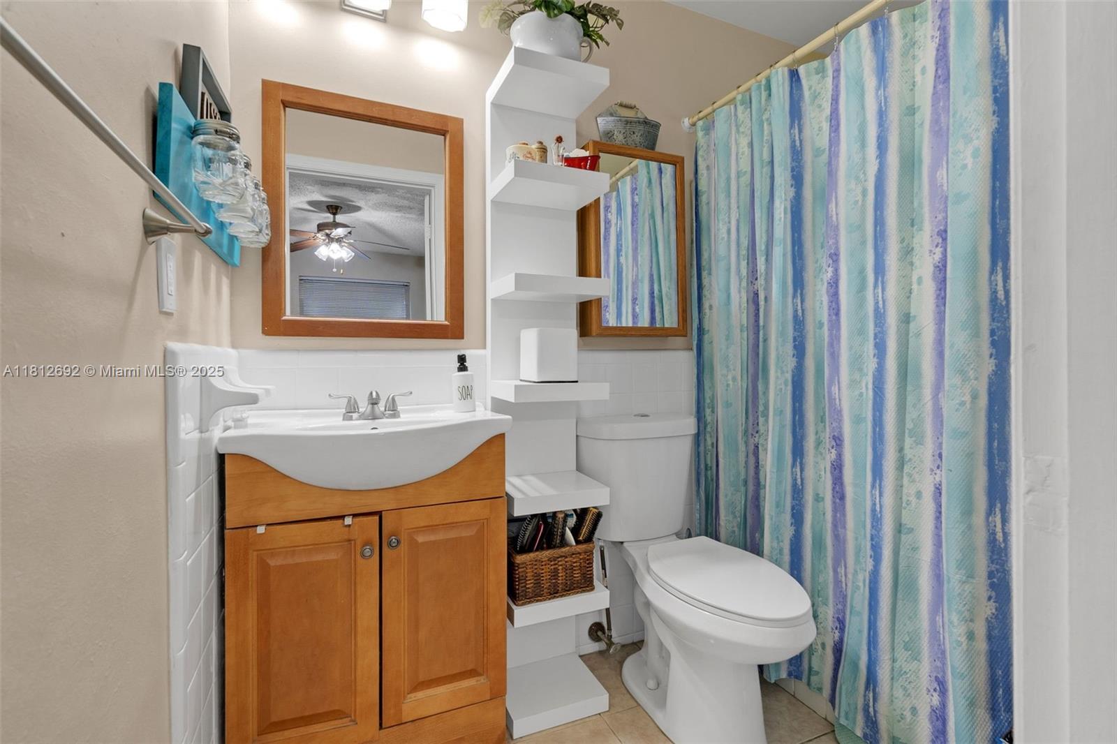 5714 NW 66th Ter,Tamarac, FL 33321