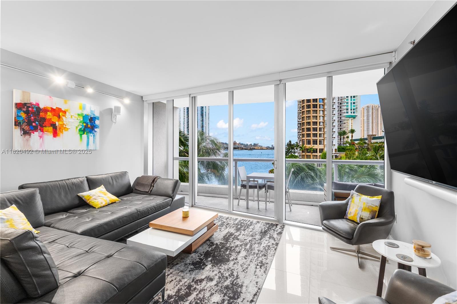 465 Brickell Ave #417