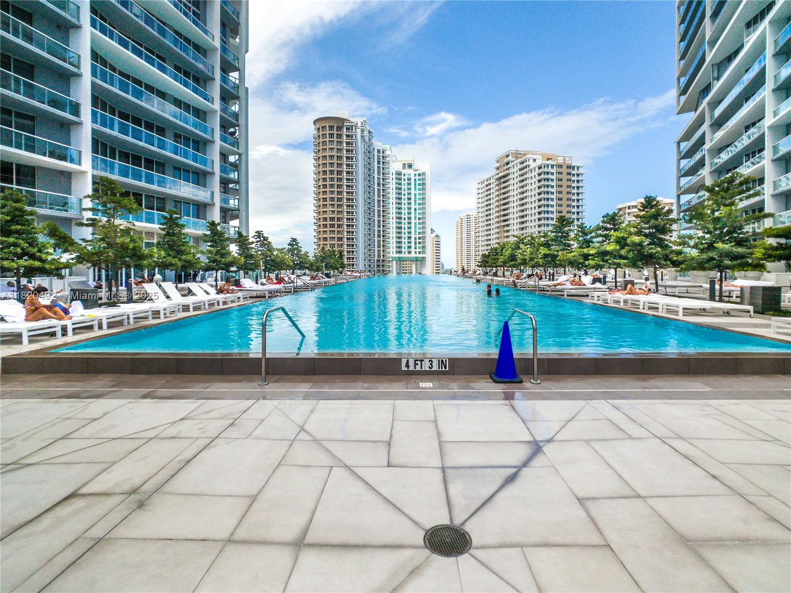 image Icon Brickell Tower 117