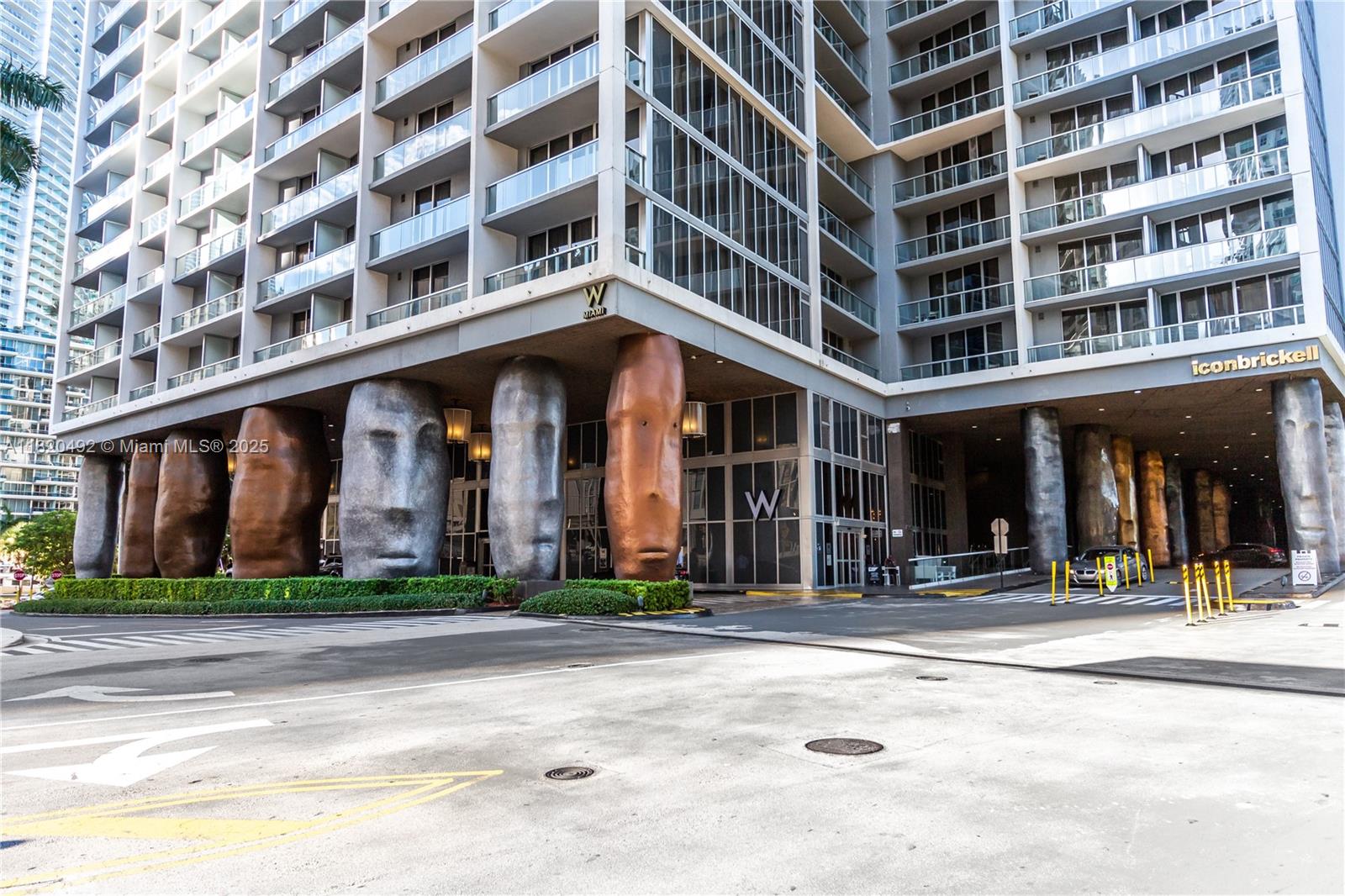 image Icon Brickell Tower 129