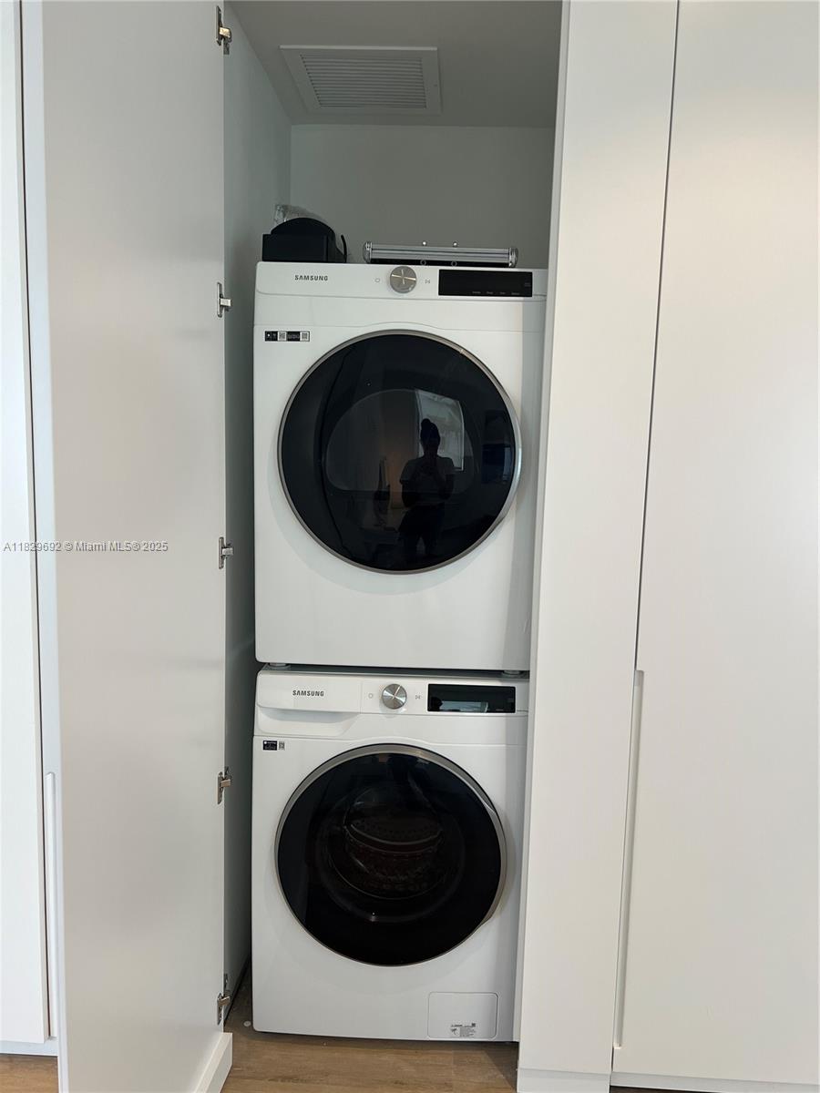 128 NE 46th St #3 Miami, FL 33137