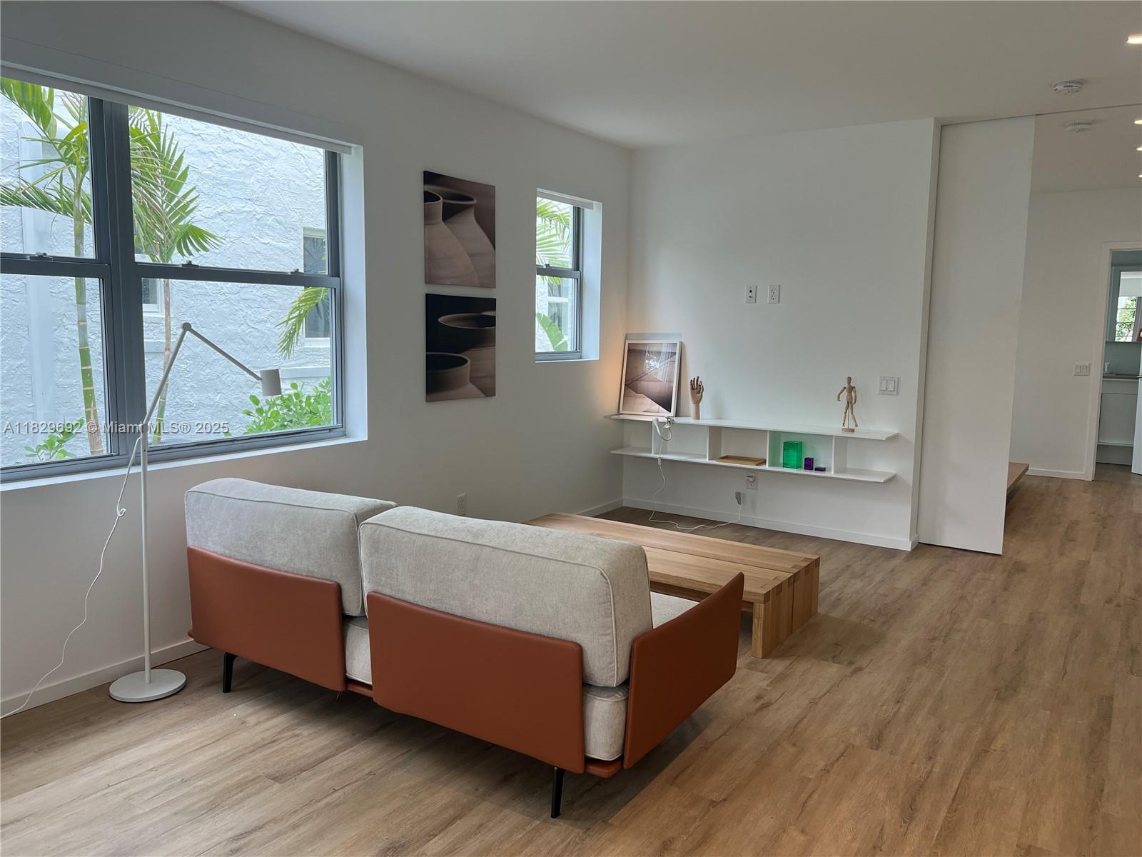 128 NE 46th St #3 Miami, FL 33137