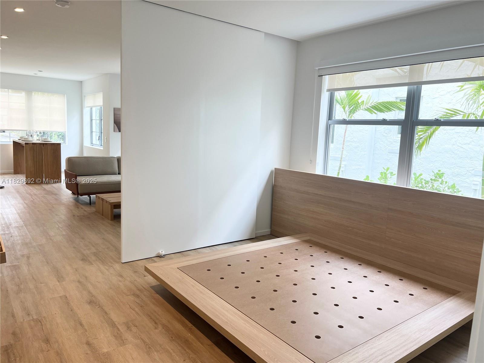 128 NE 46th St #3 Miami, FL 33137