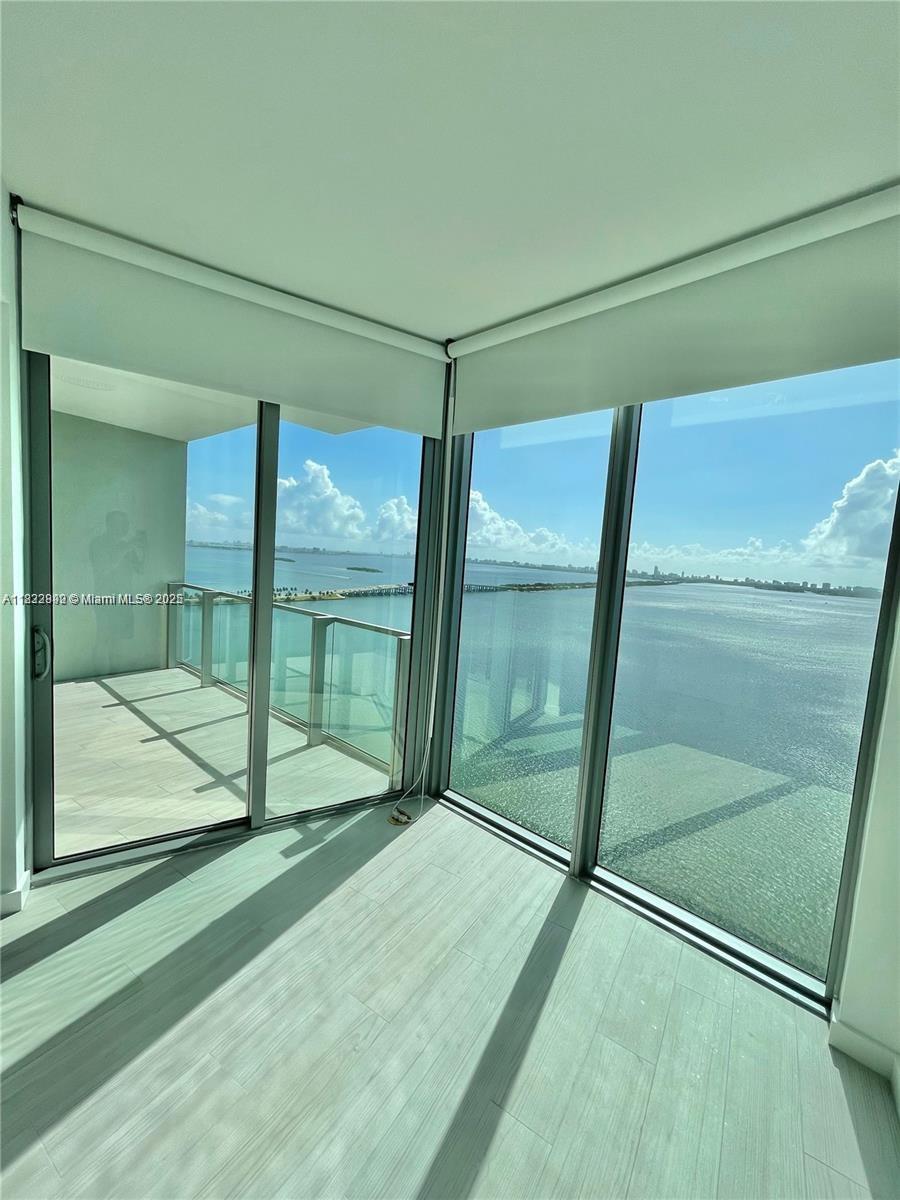image Biscayne Beach4