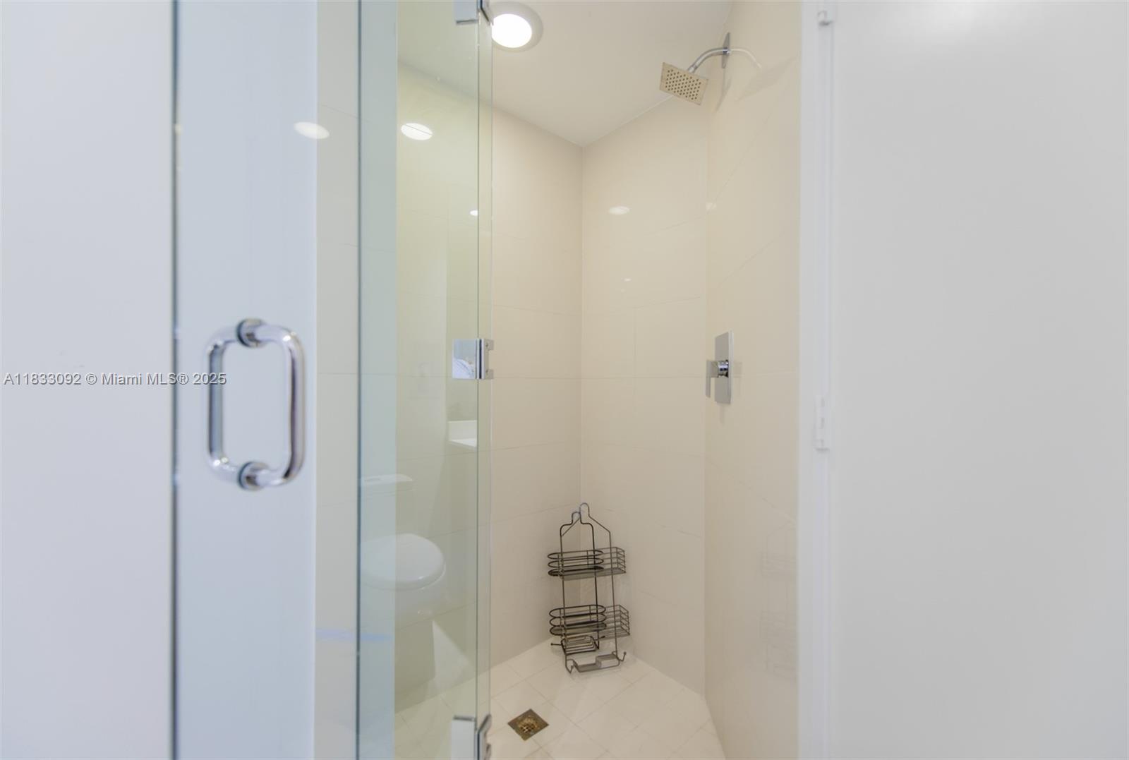 650 NE 32nd St #4301 Miami, FL 33137