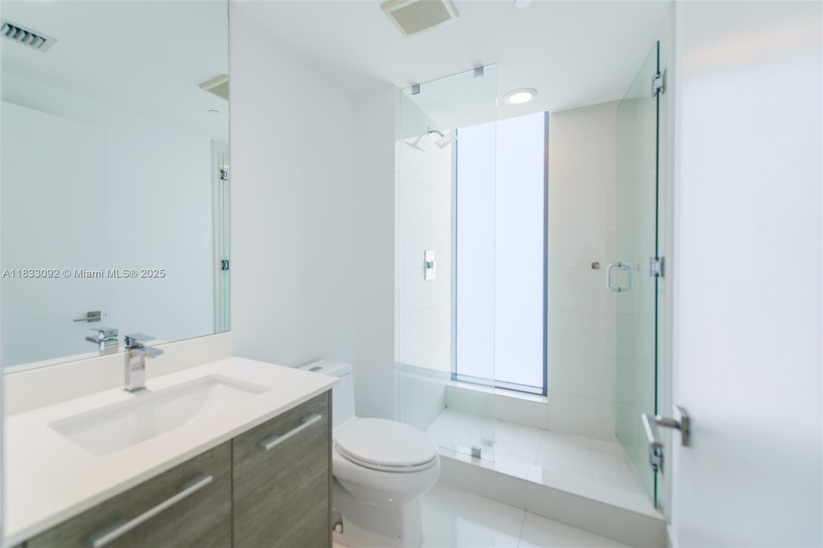 650 NE 32nd St #4301 Miami, FL 33137